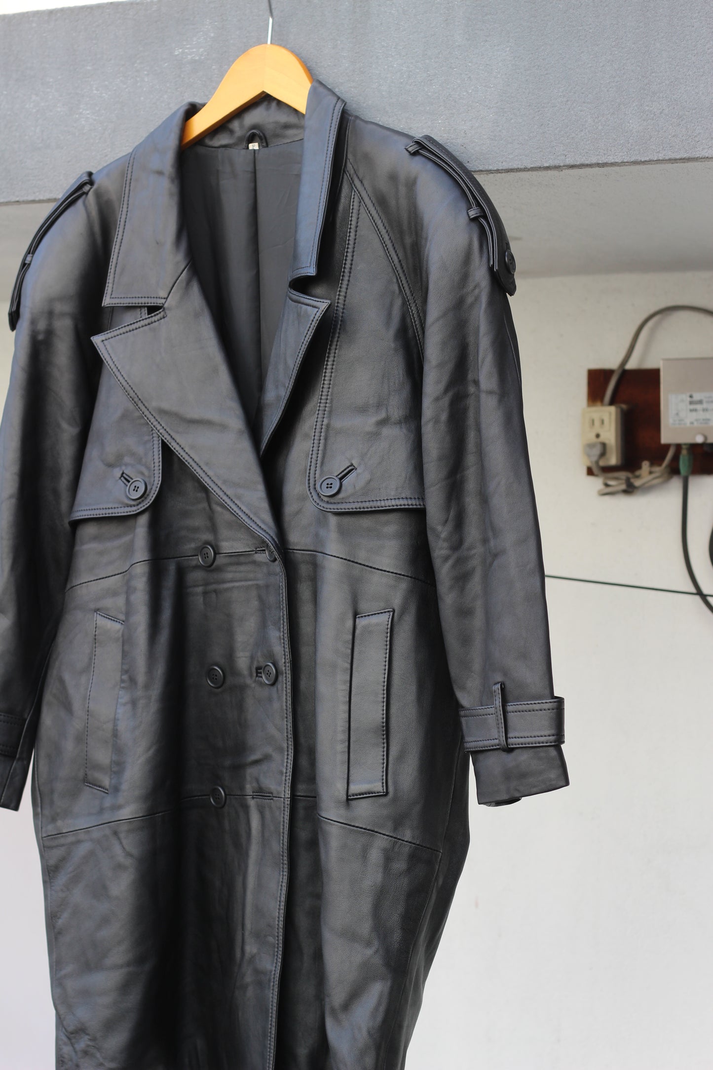 Women's Vintage Double-Breasted Leather Coat x4点