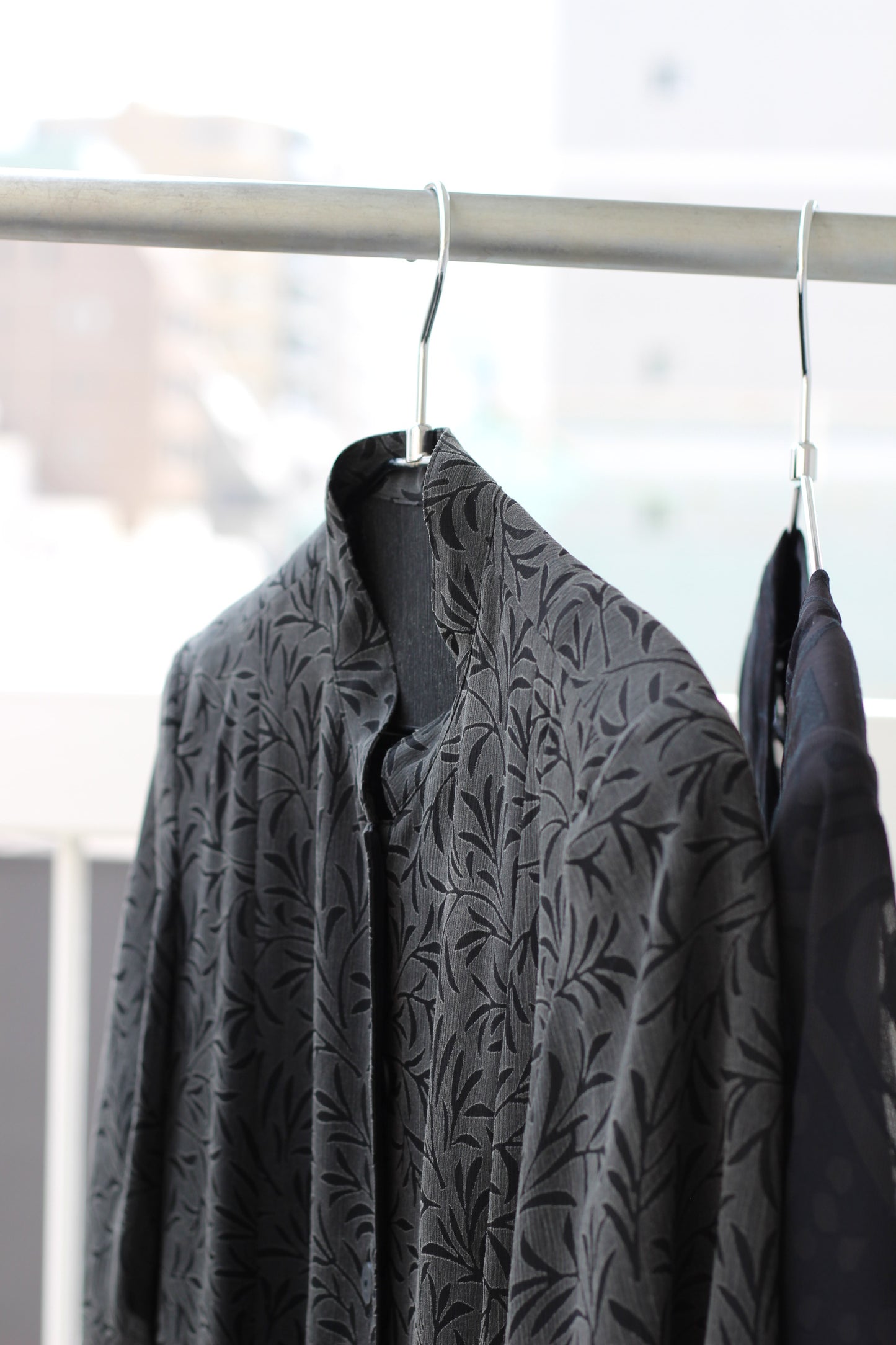 Vintage Black Design Short Sleeve Blouse x8点