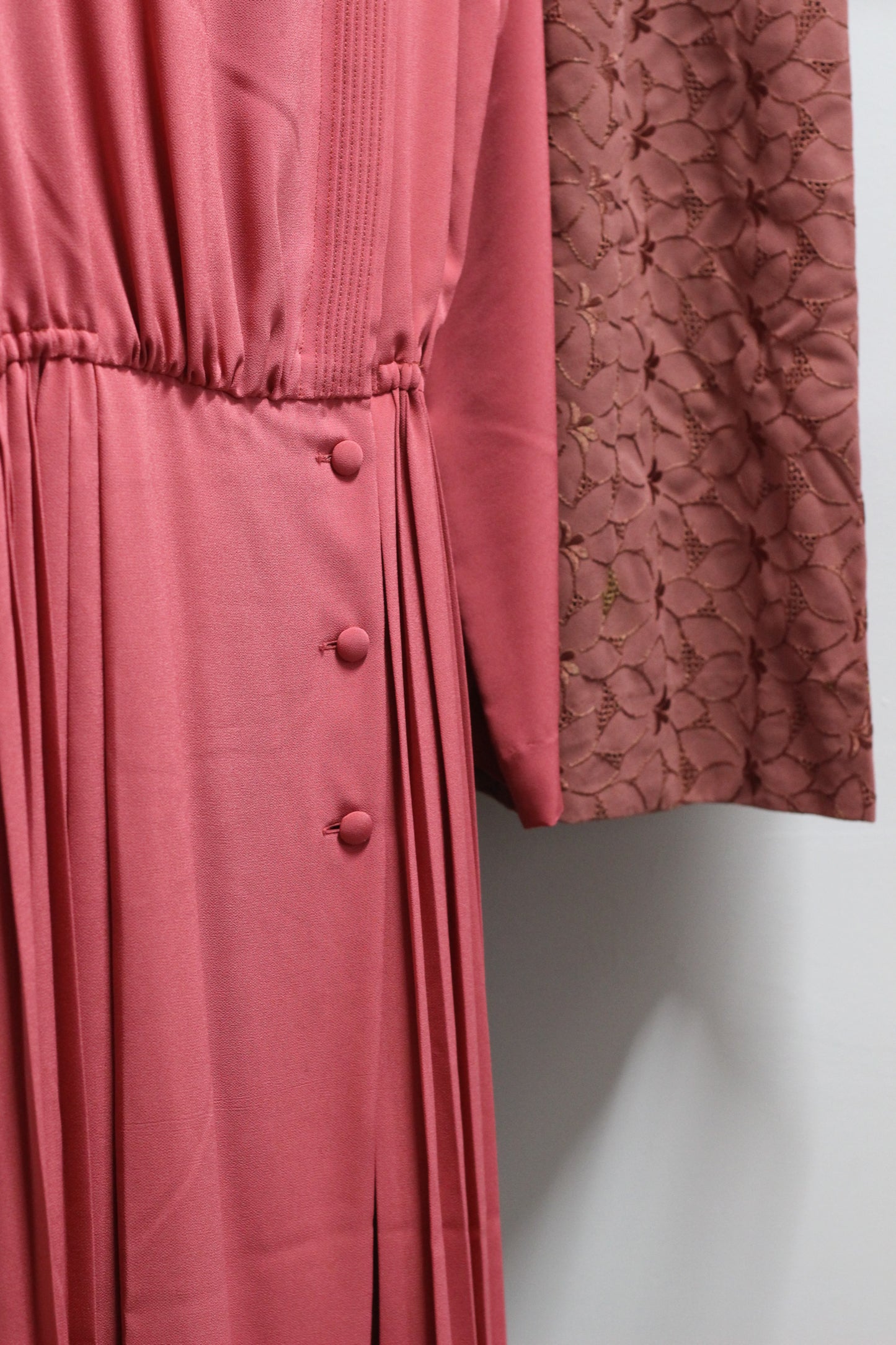 Vintage Pink Long Sleeve One-Piece x10点