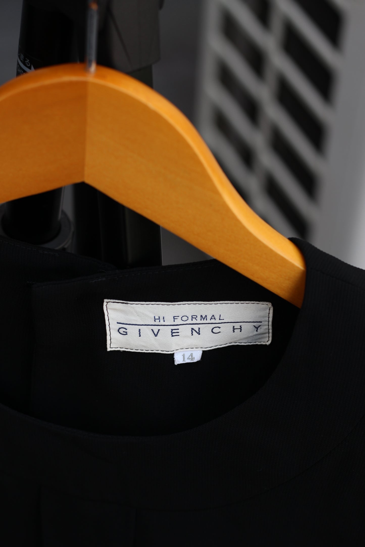 Givenchy Short Sleeve Blouse x4点