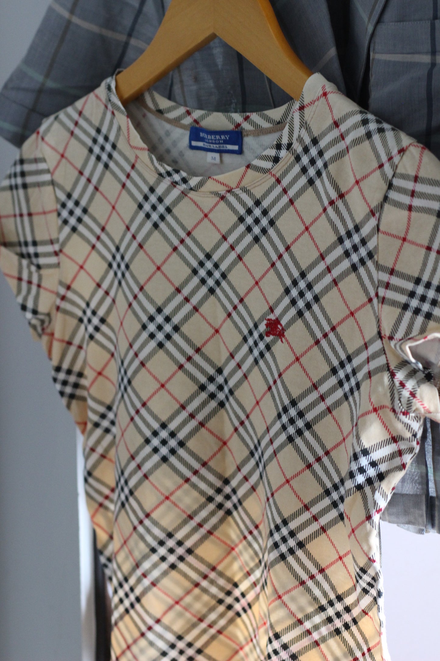 Burberry Tops x4点