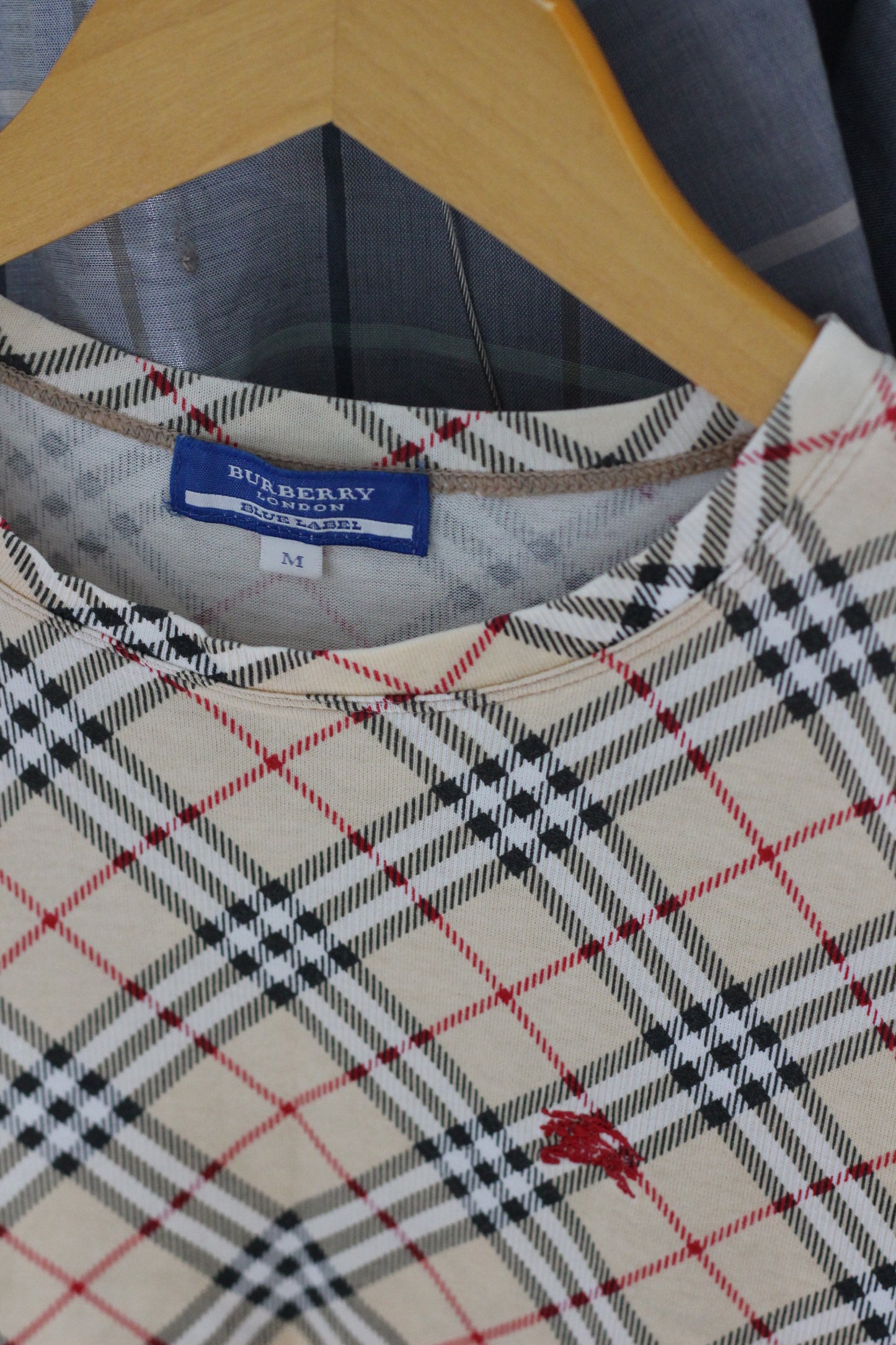 Burberry Tops x4点