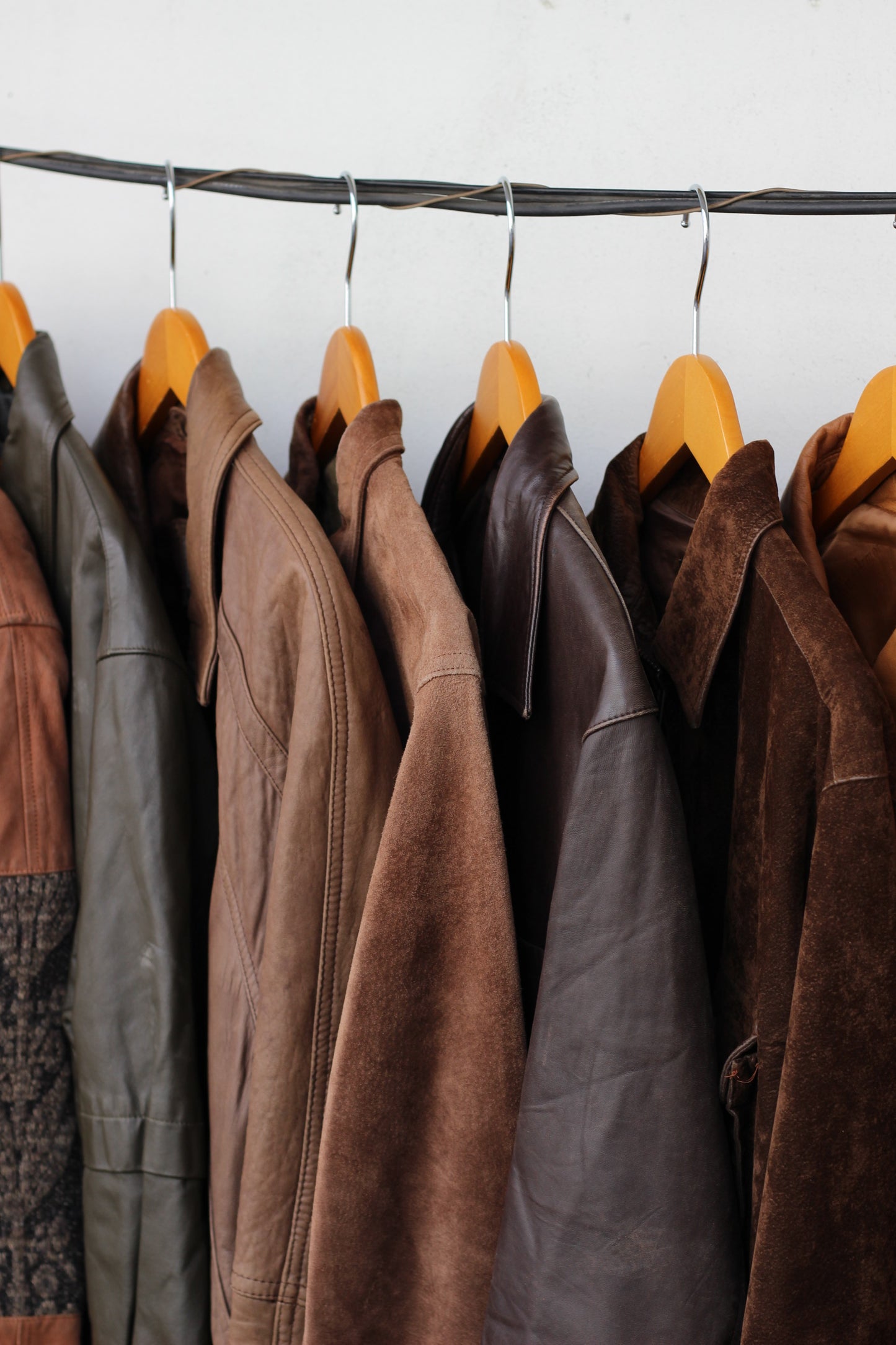 Men's brown leather jacket x10点