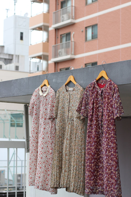 Vintage Small Floral Pattern Short Sleeve One-Piece x3点