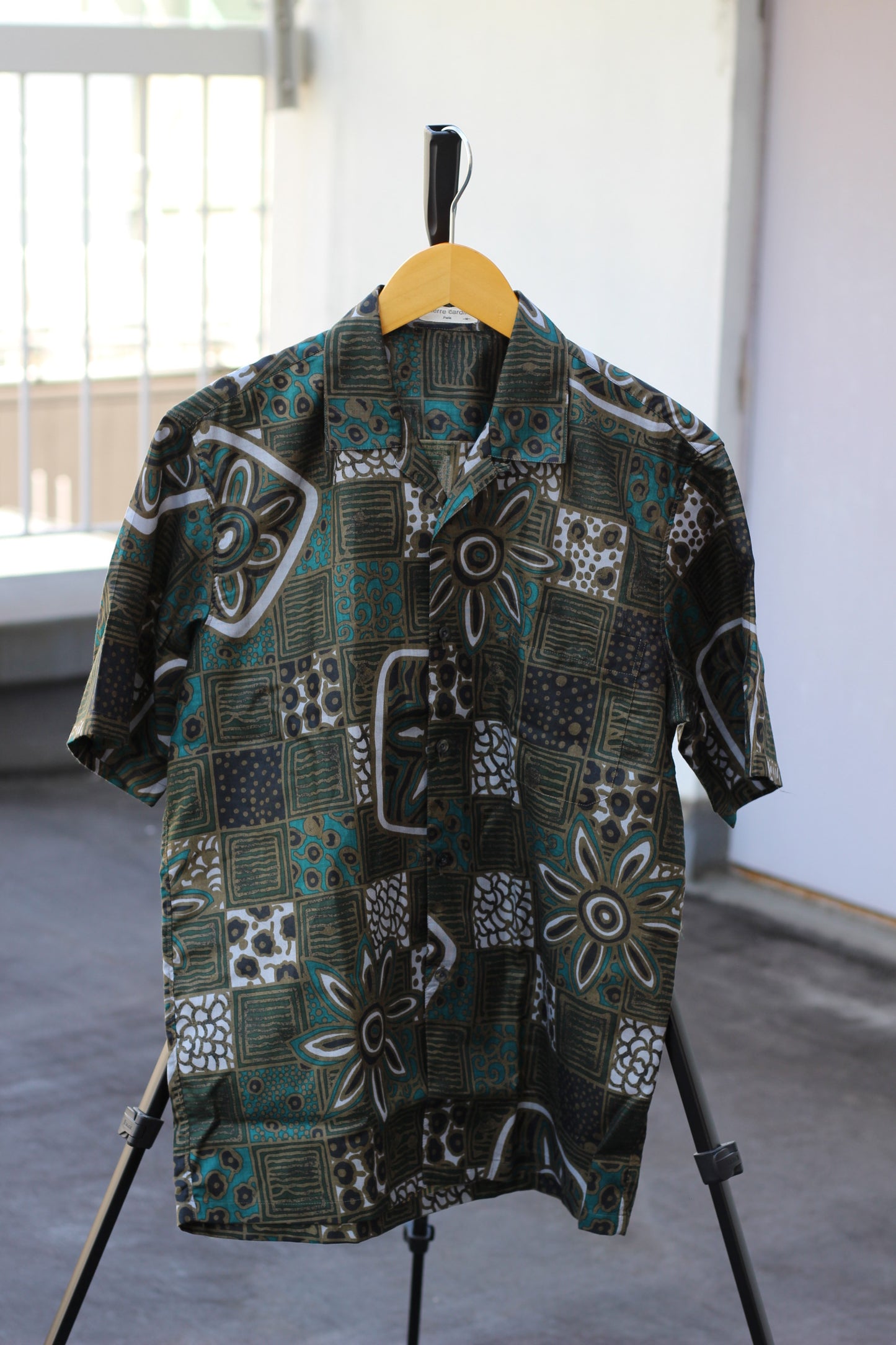 Old Pierre Cardin Design Open Collar Shirt x2点