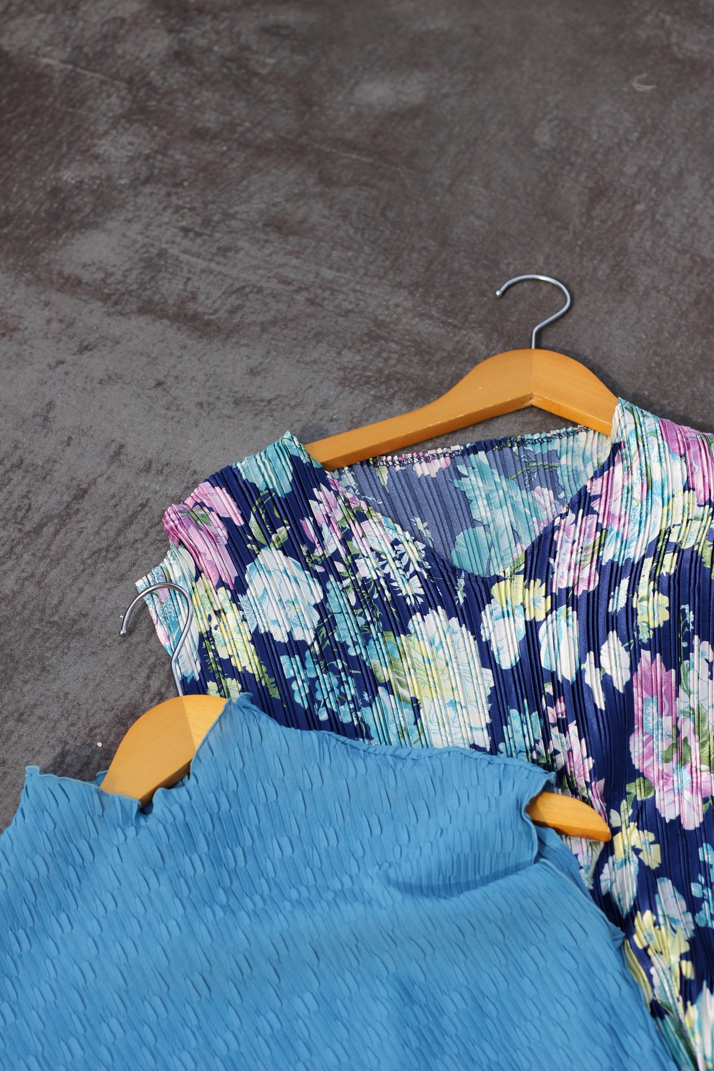 Vintage Pleats No Sleeve Blouse x7点