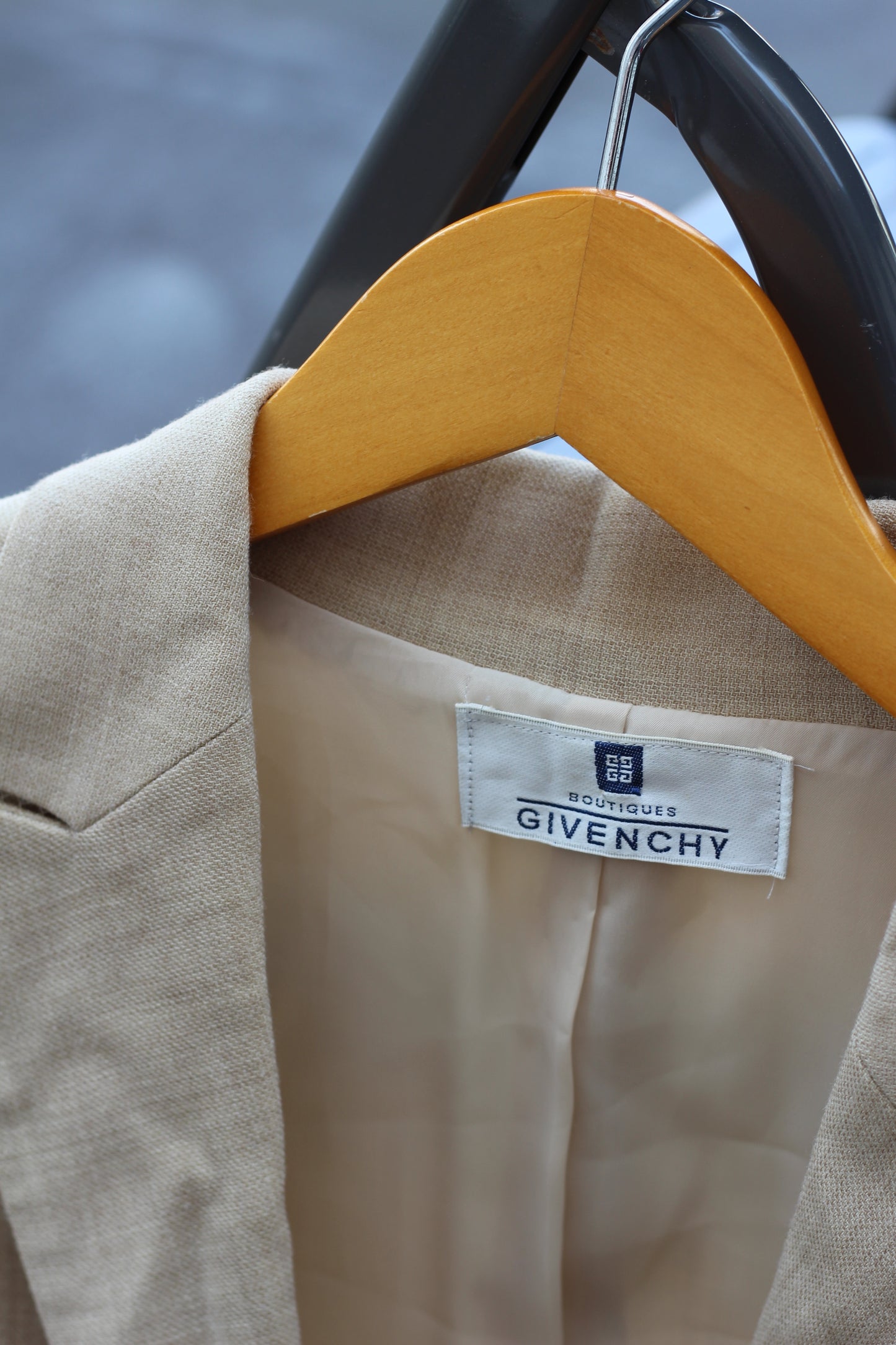 Givenchy, Chloe, & Burberrys Tailored Jackets set x3点