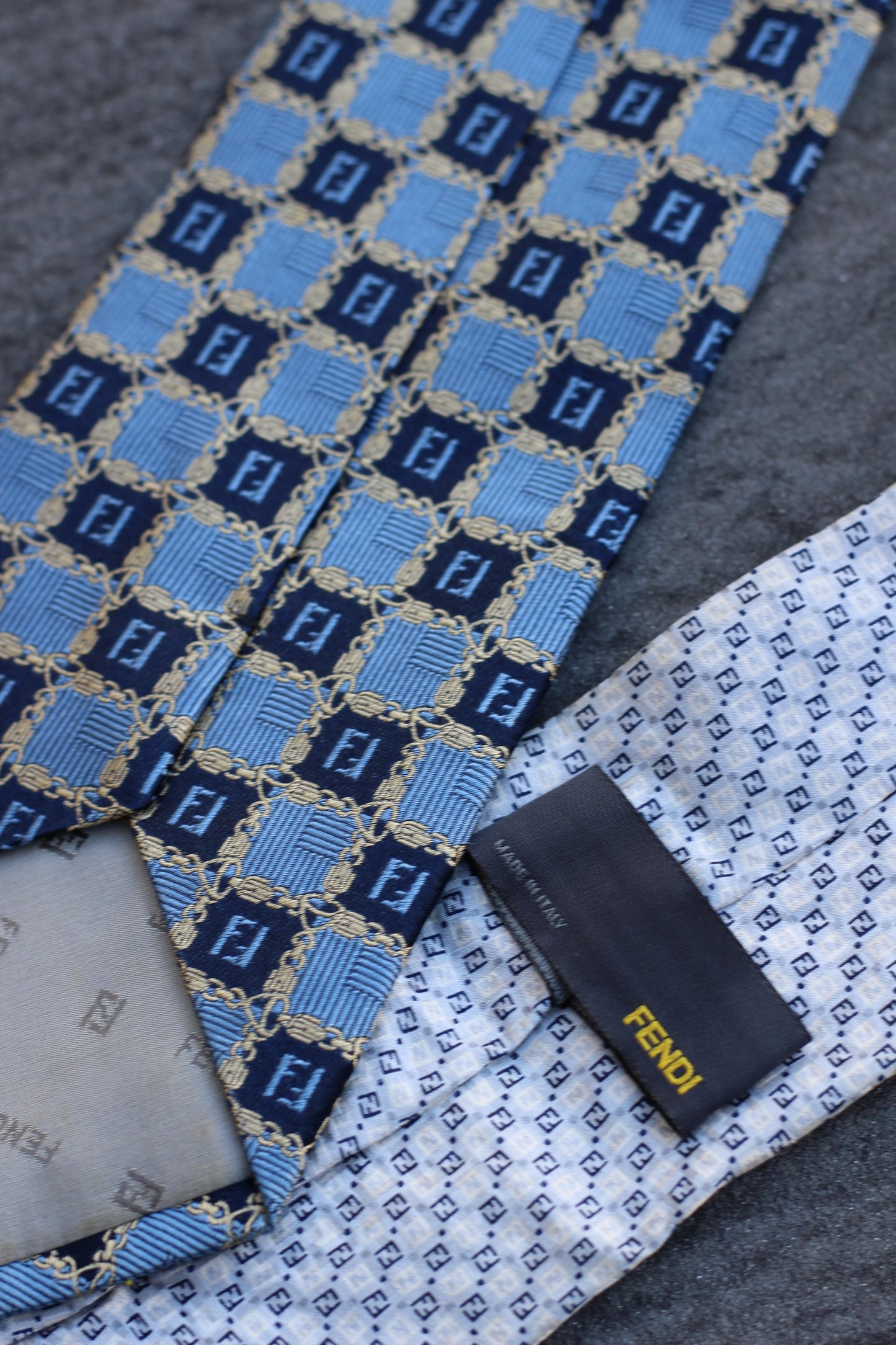 Fendi Tie x2点