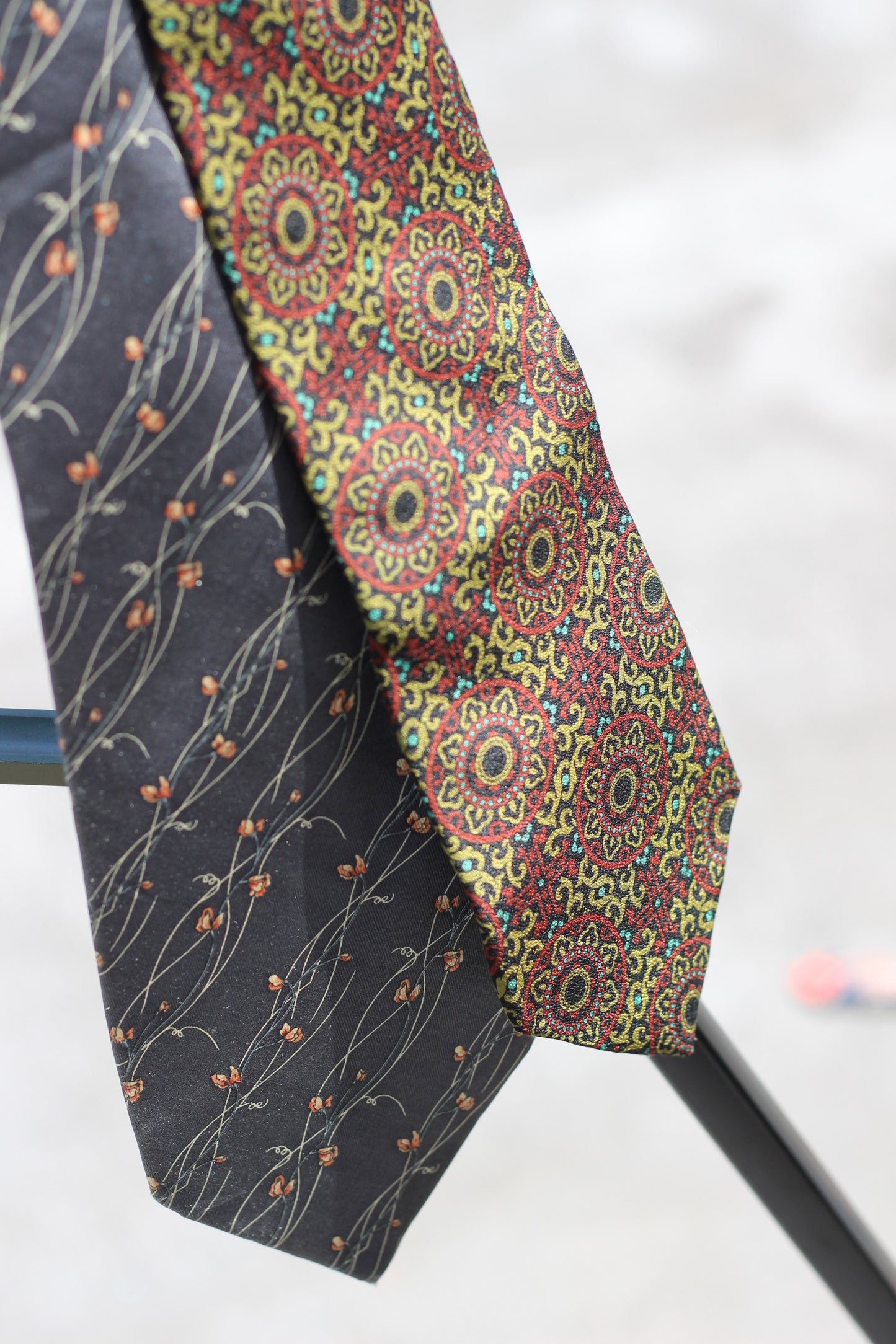 Old Yves Saint Laurent Tie x2点