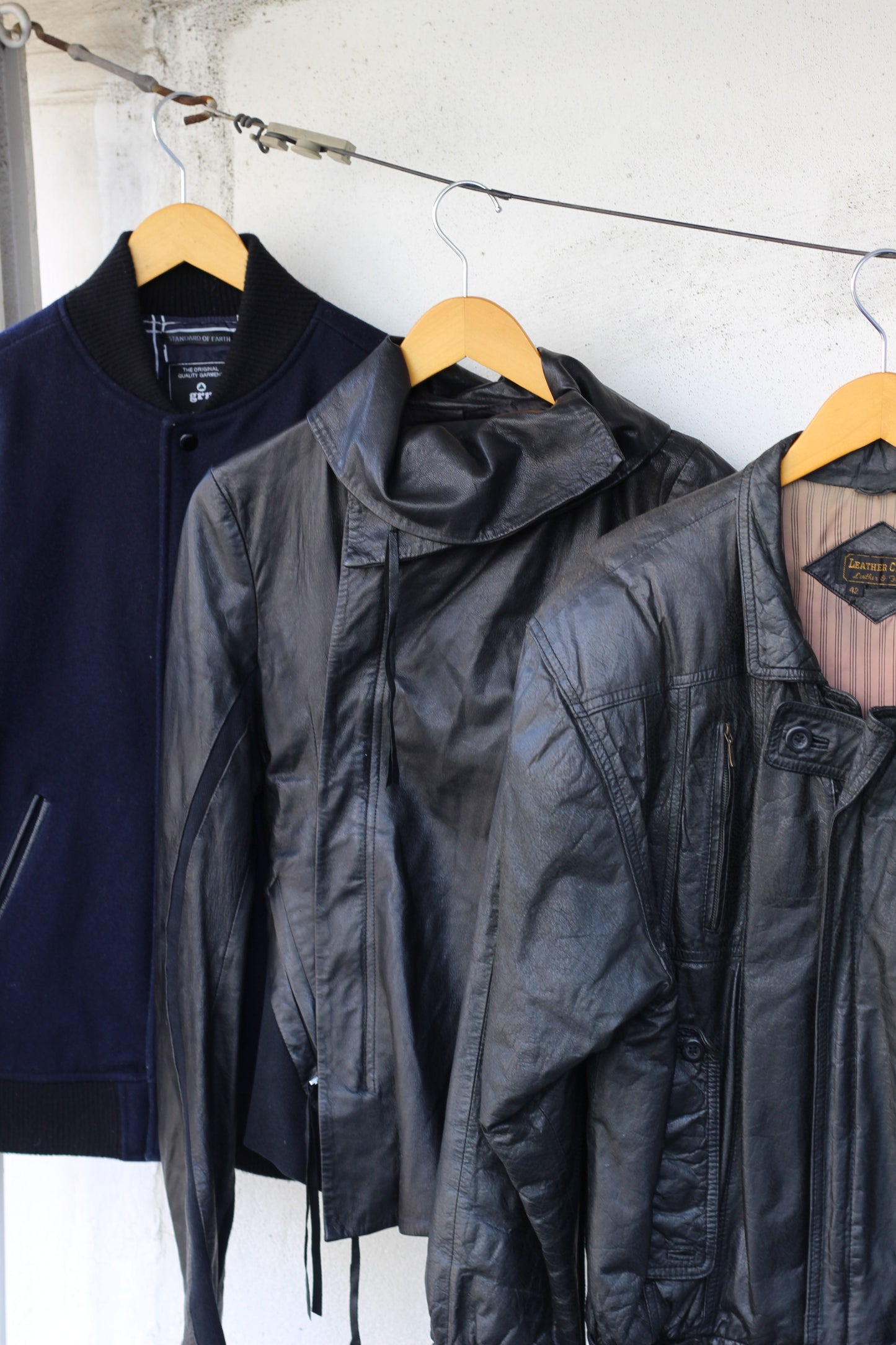 Men's Leather Jackets & Stadium Jumpers x3点