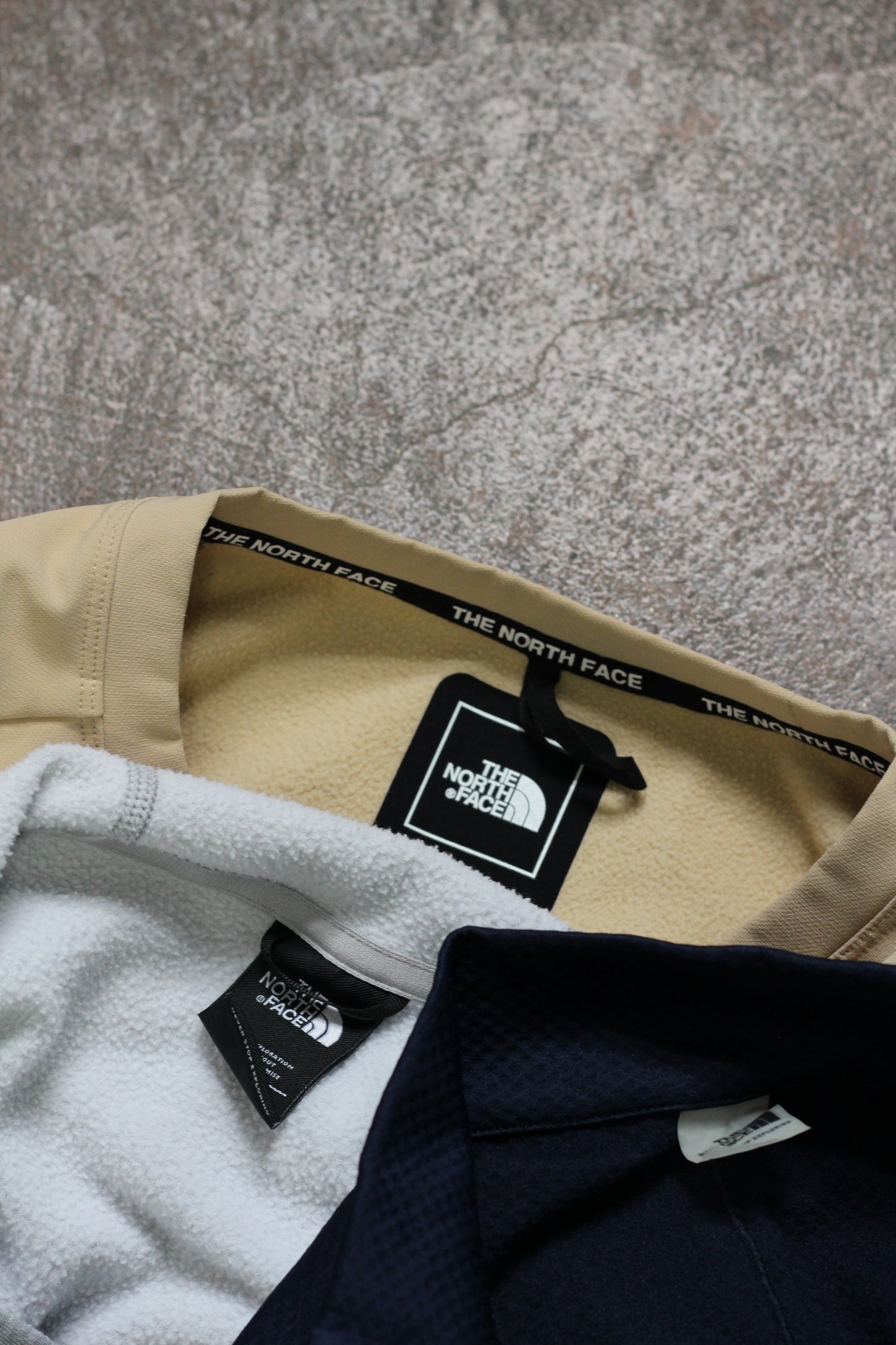 The North Face Tops x3点