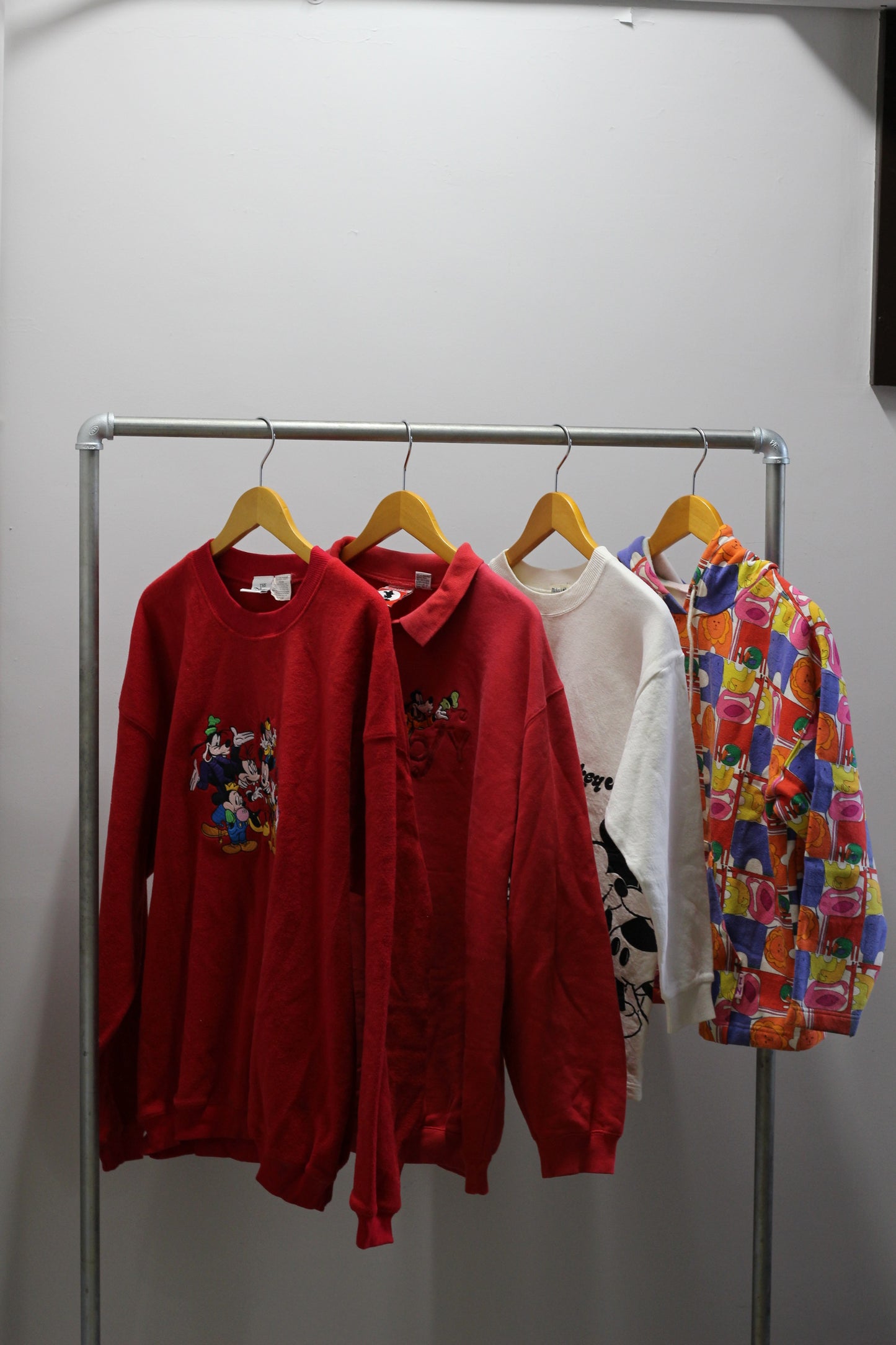Vintage Disney & Character Sweatshirts x4点