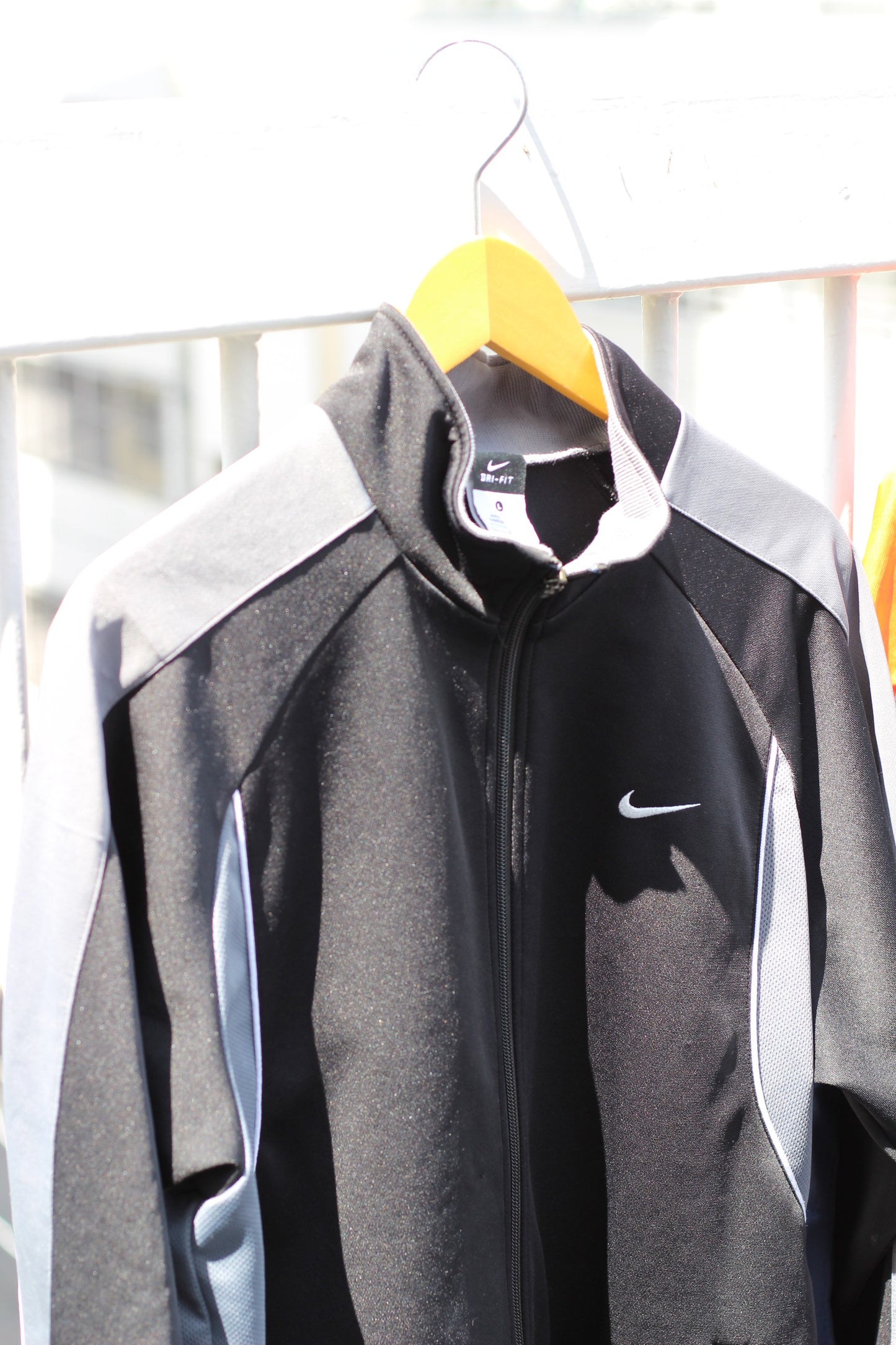 Adidas & Nike Track Jackets x9点