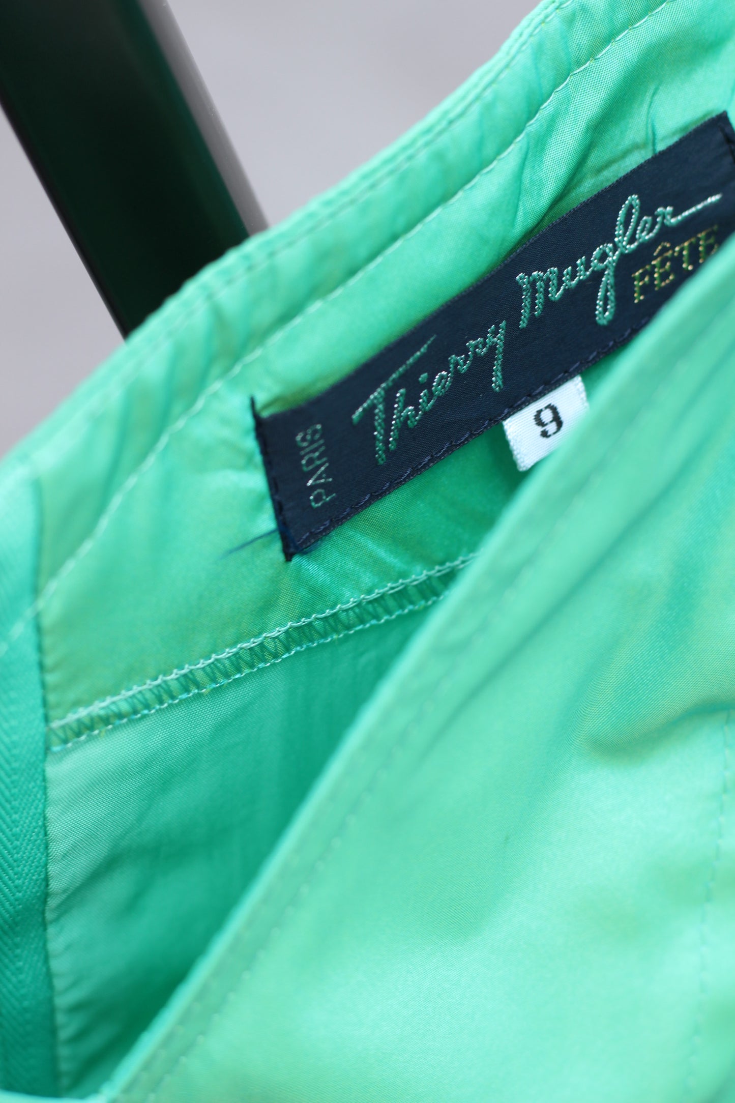 Old Thierry Mugler x2点