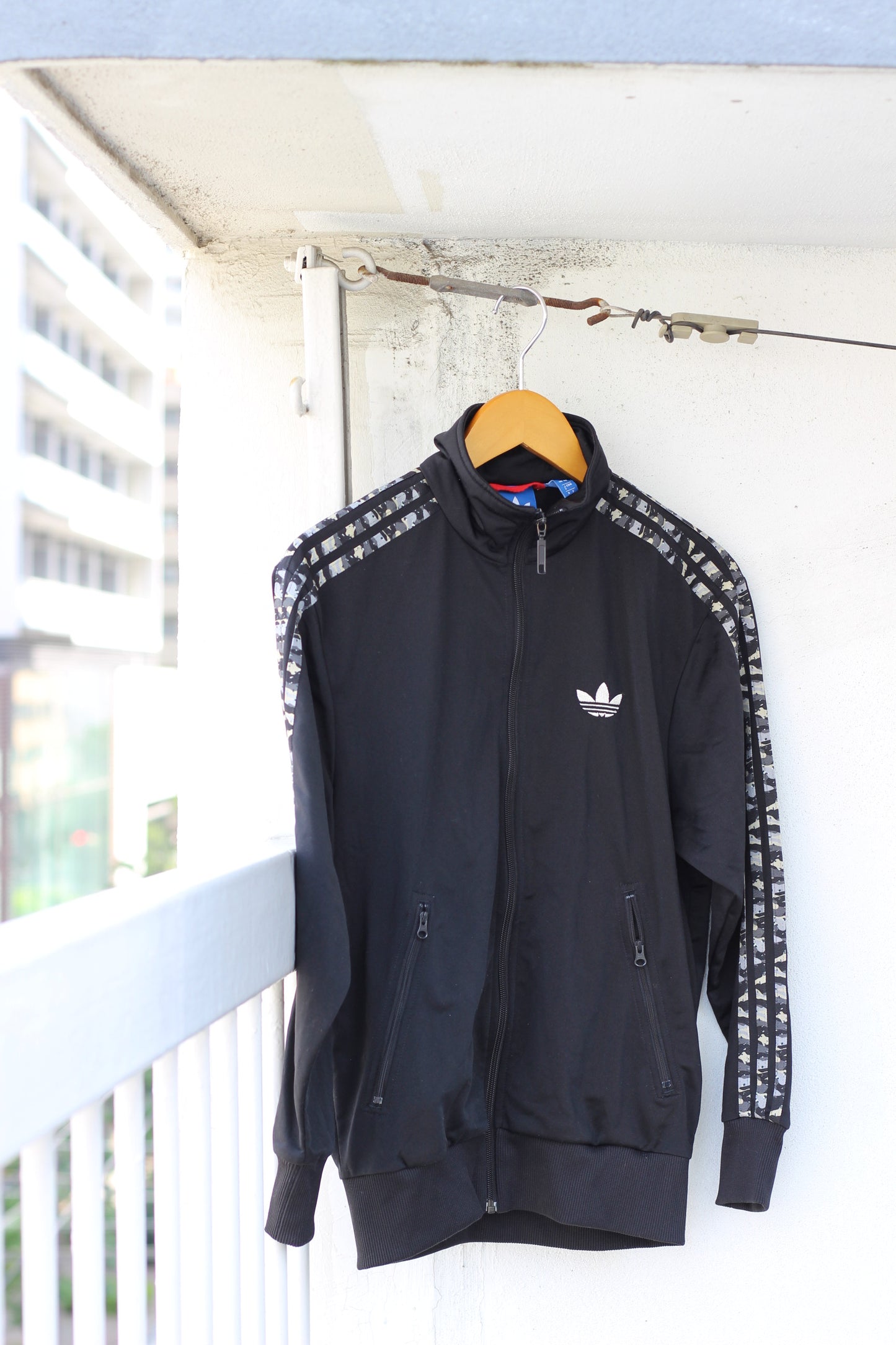 Adidas & Nike Track Jackets x9点
