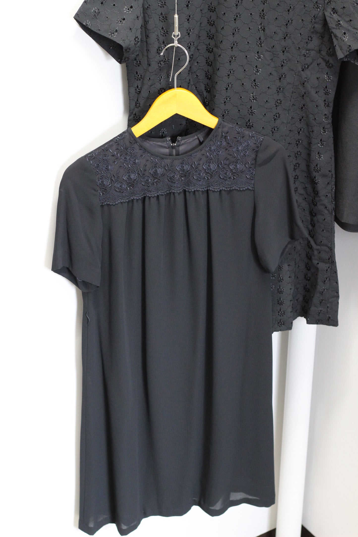 Vintage Black Embroidery Short Sleeve One-Piece x3点