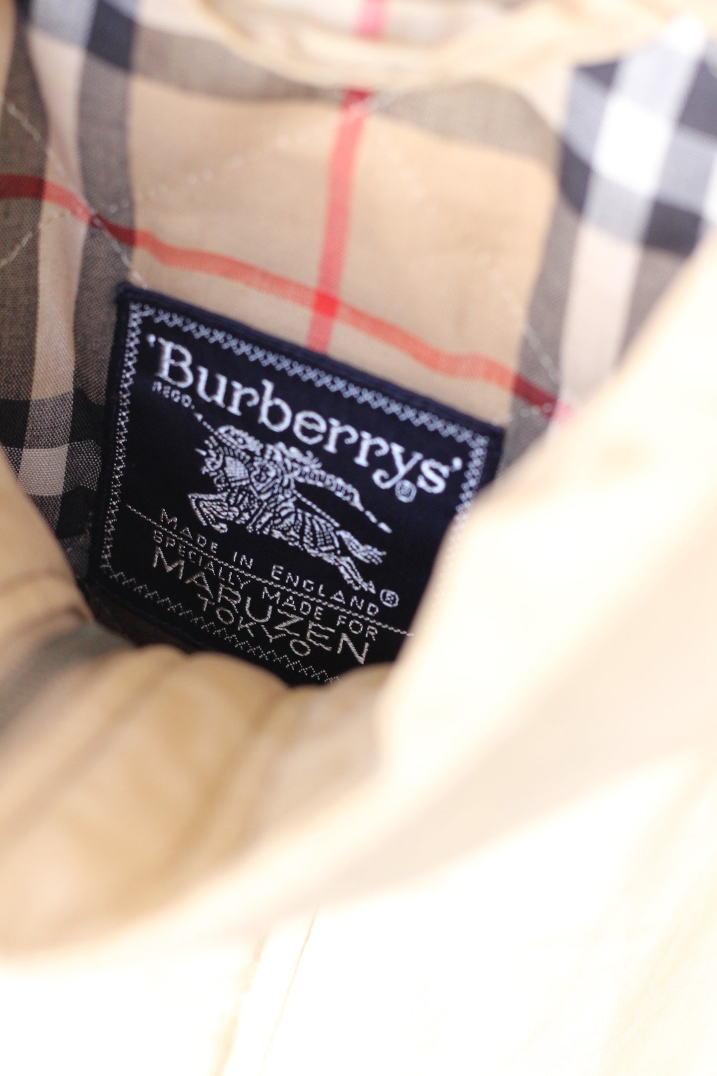 Burberry Jackets & Coats x3点