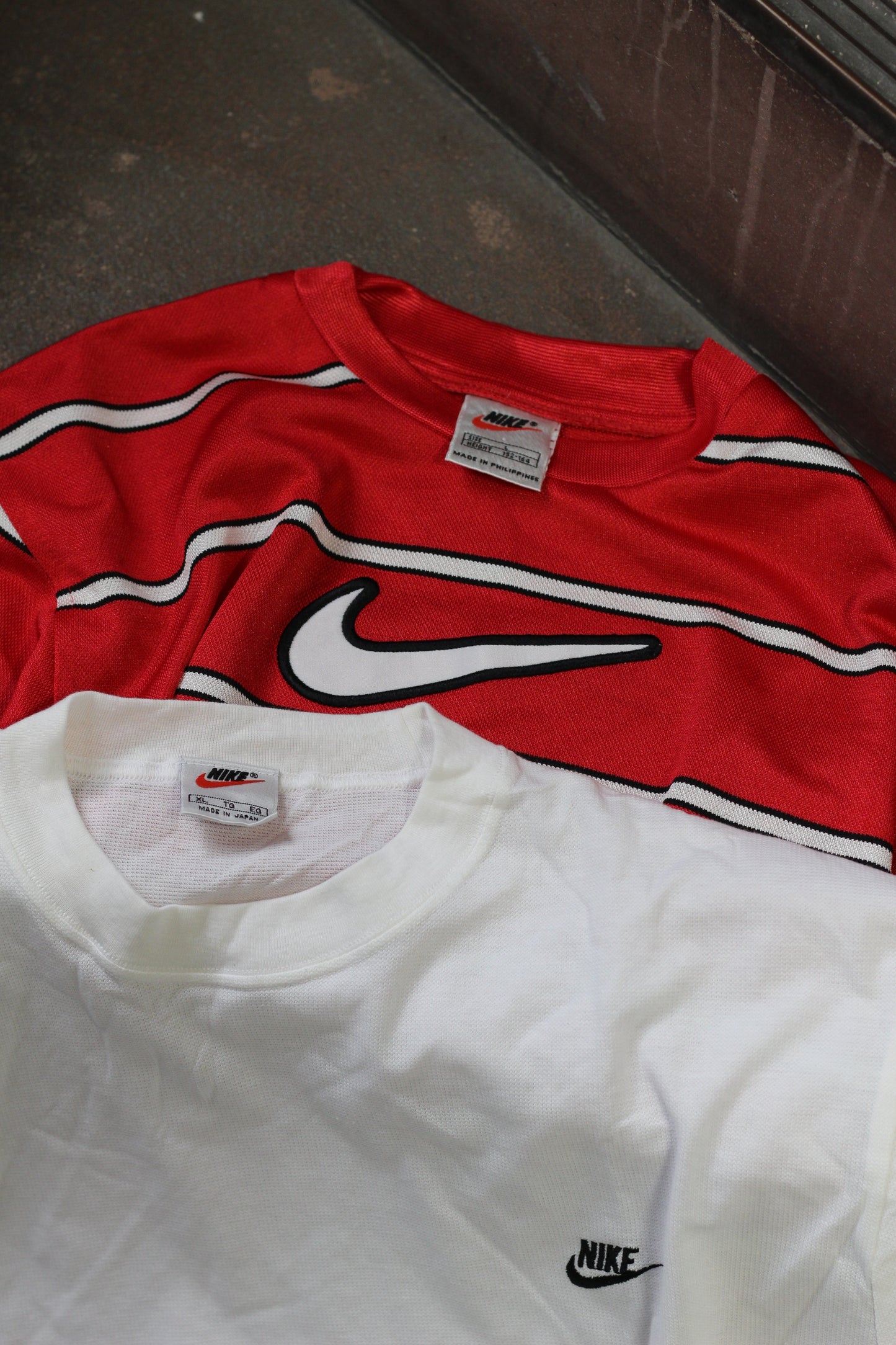 Old NIKE Y2K Style Logo T-Shirt x2点