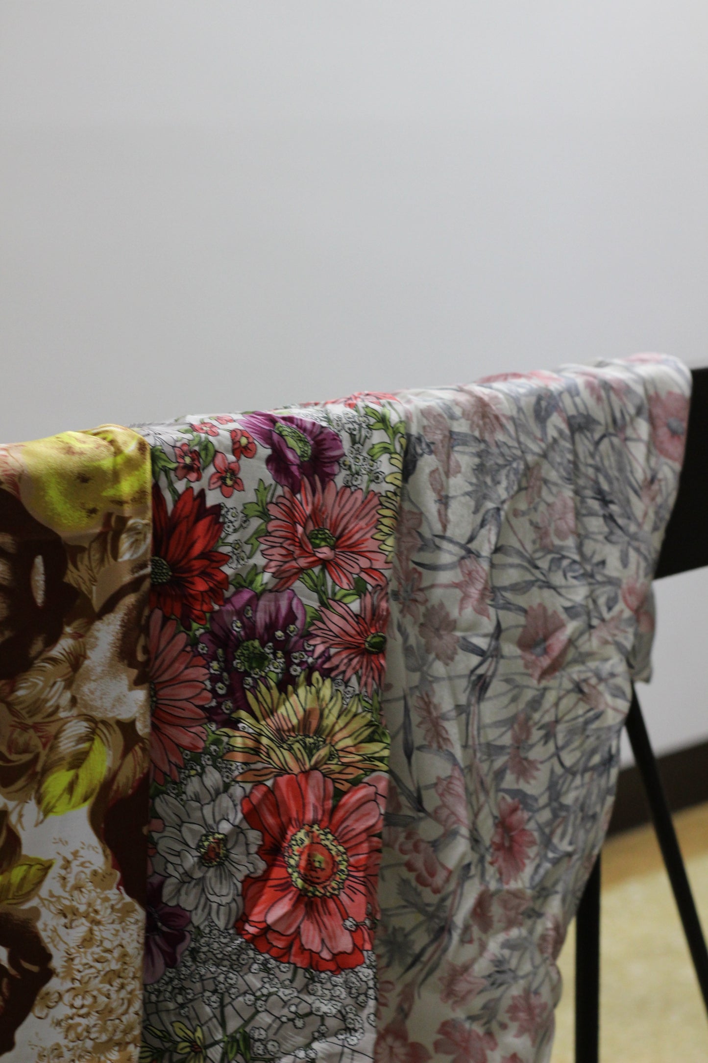 Floral Design Scarf x25点