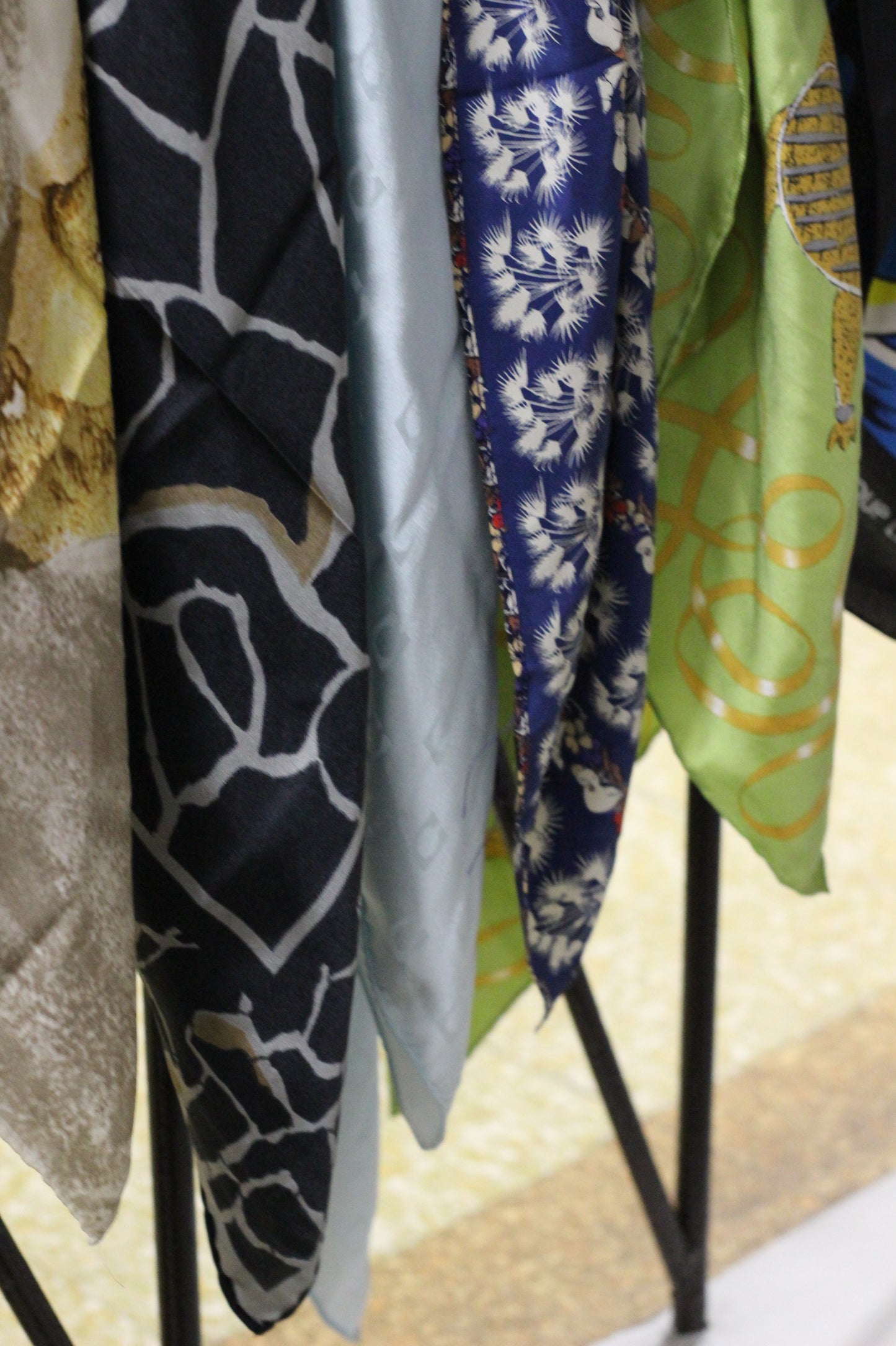 Design Scarf x20点
