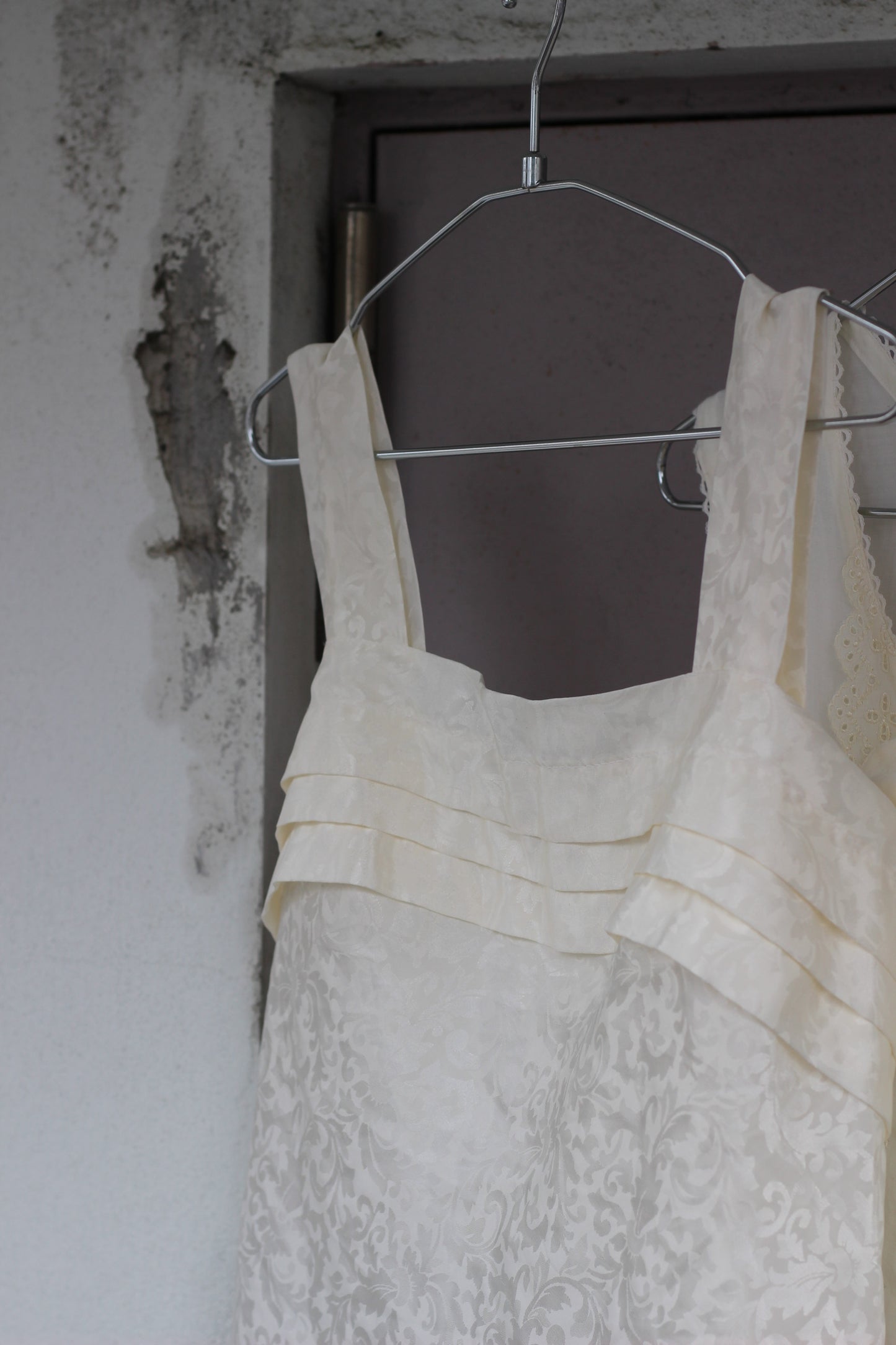 Vintage White No Sleeve Blouse x7点