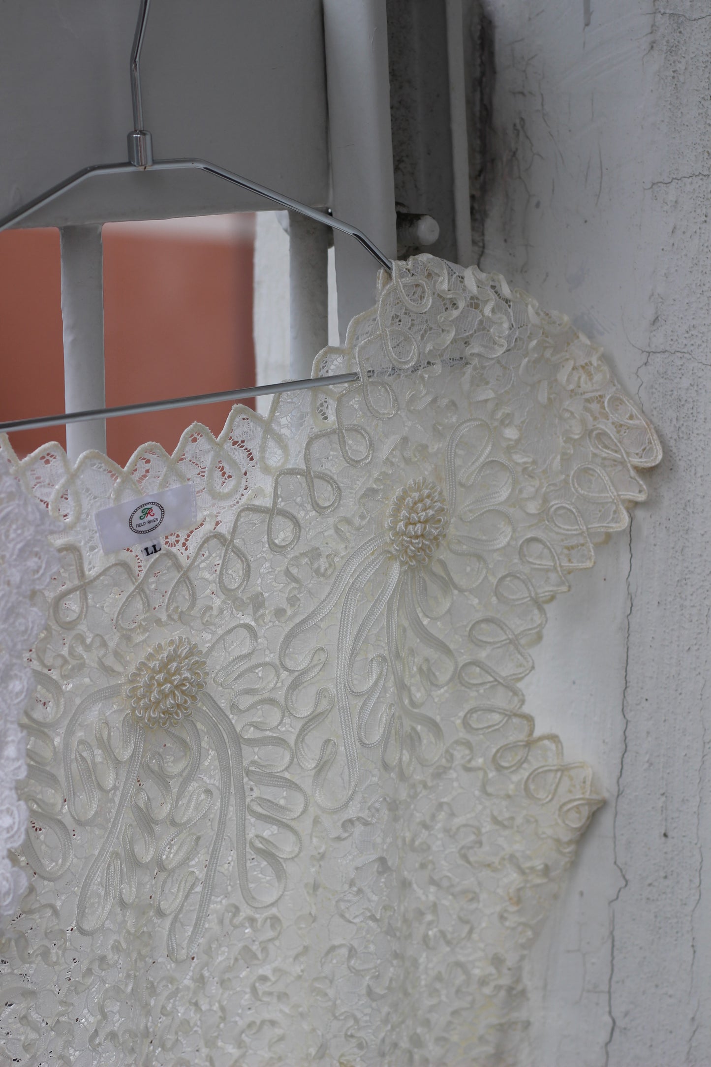 Vintage White No Sleeve Blouse x7点