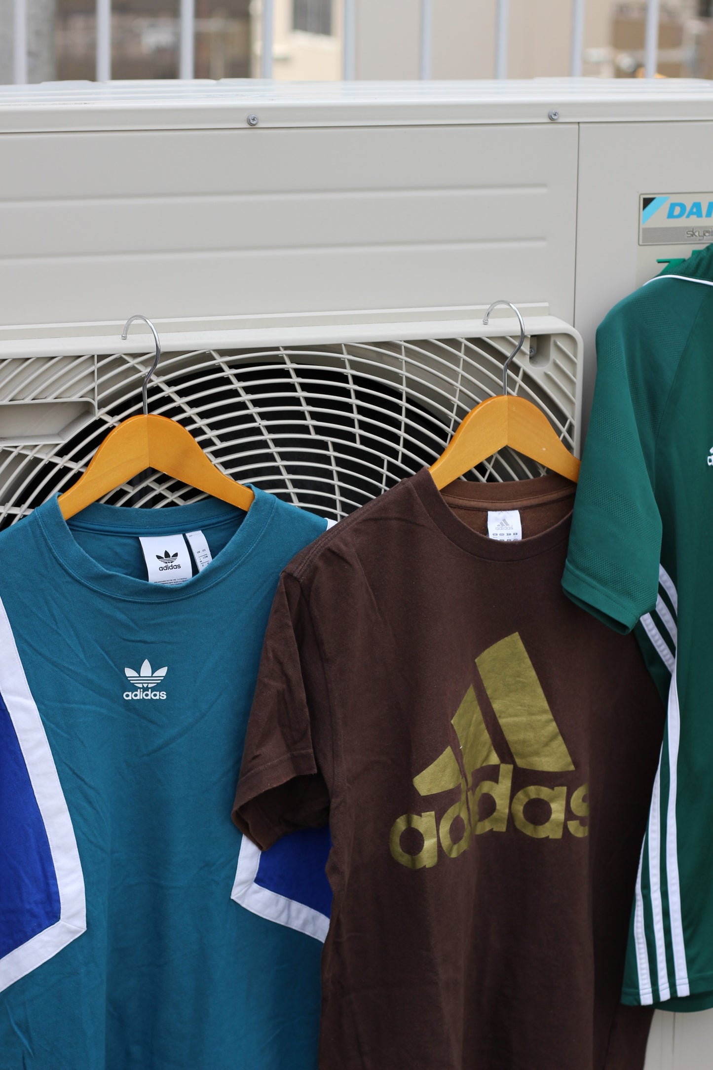adidas Color Logo T-Shirt x11点