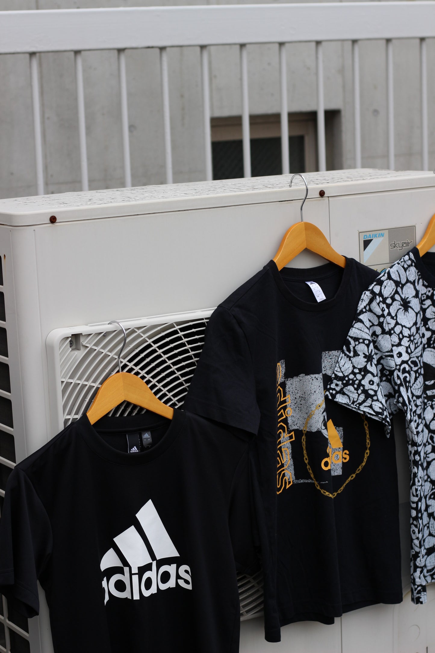 adidas Black Logo T-Shirt x13点