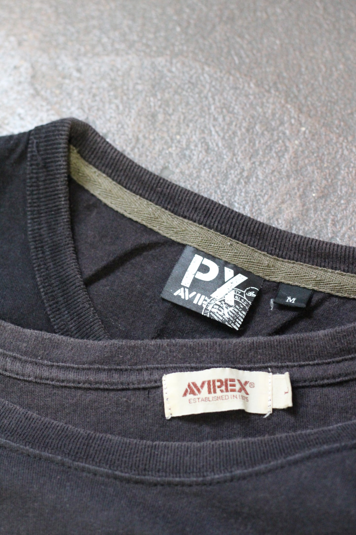 Old AVIREX USAF Print T-Shirt x2点