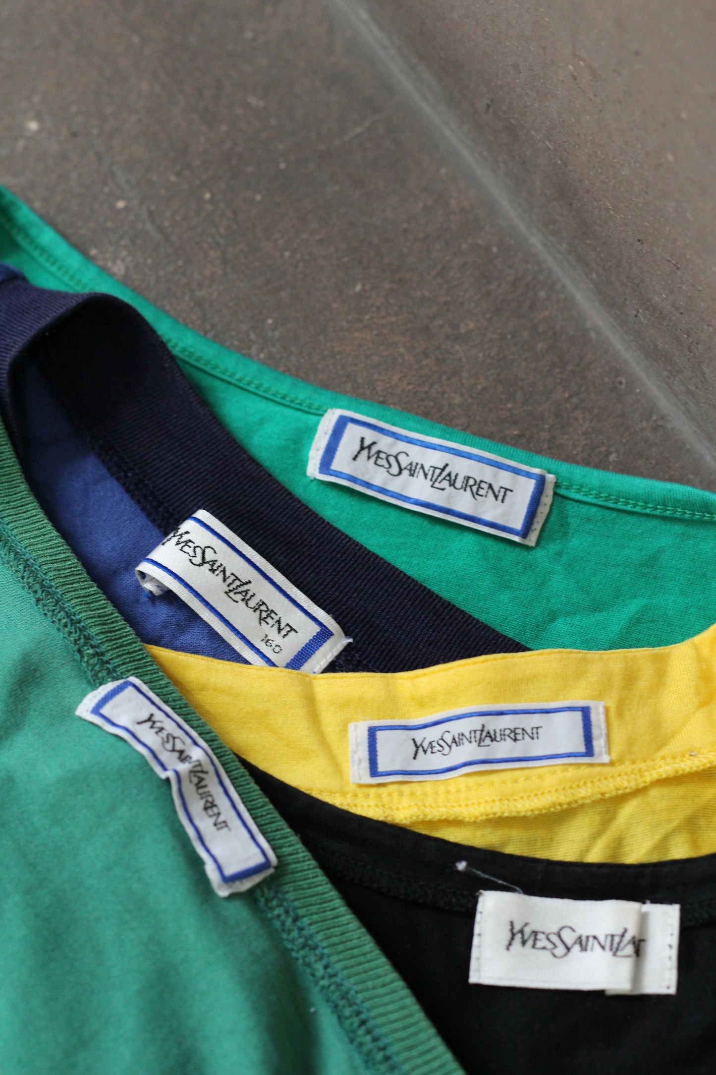 Yves Saint Laurent Short Sleeve T-Shirt x5点