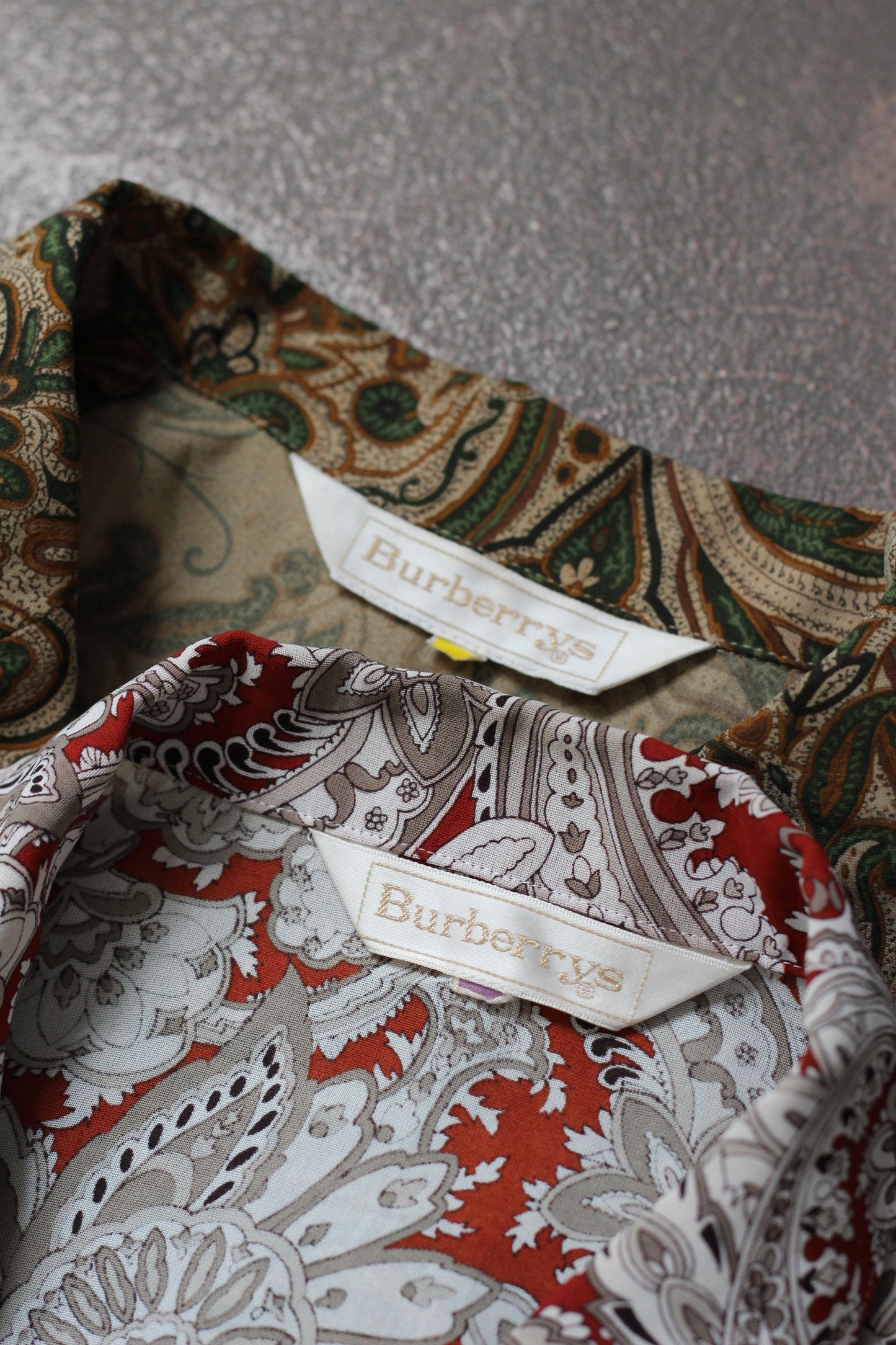 Old Burberrys Paisley Print Shirt x2点