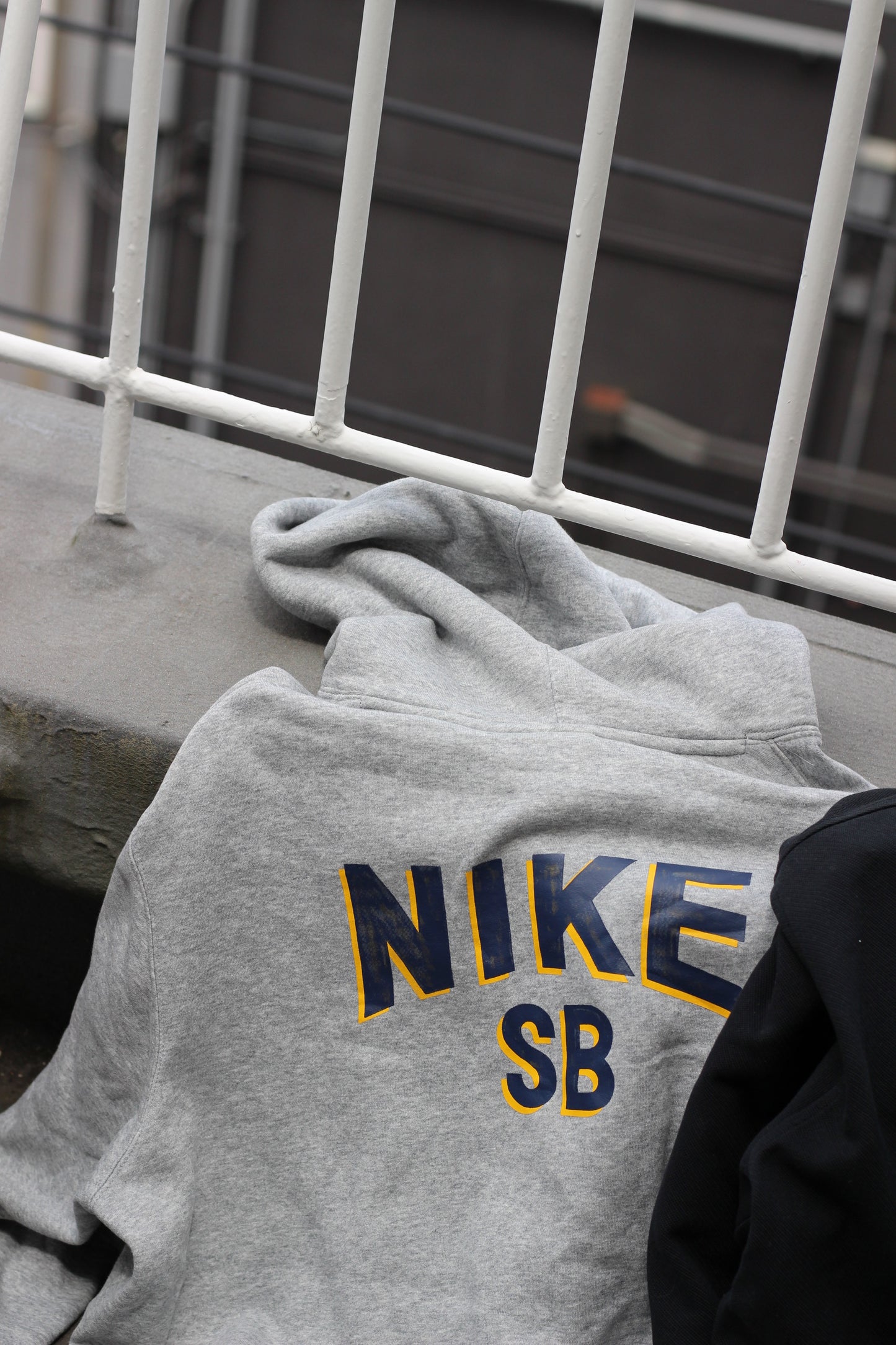 Adidas & Nike Sweatshirts x3点