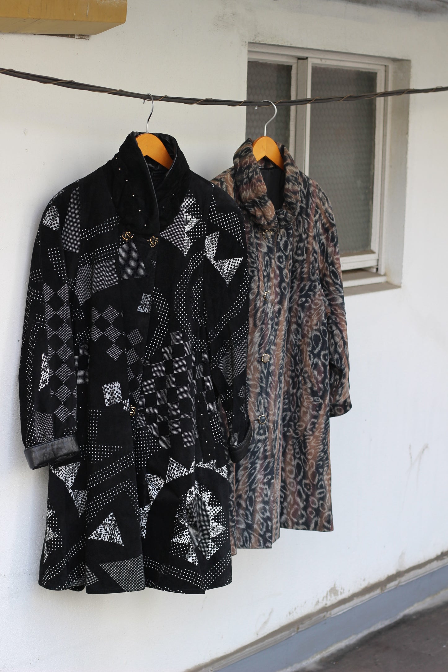 Genuine leather ladies design coat x2点