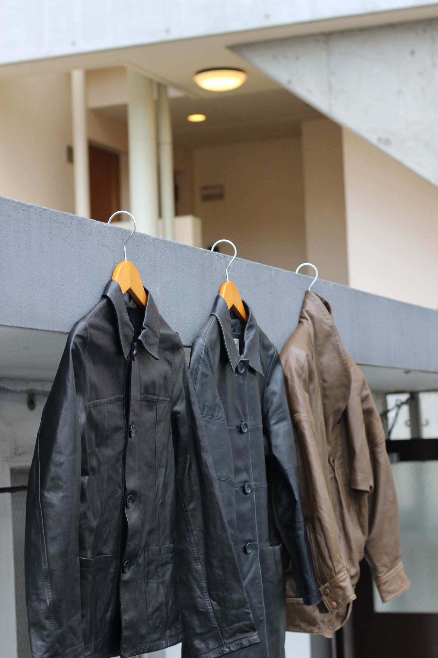 Ladies leather jacket x3点