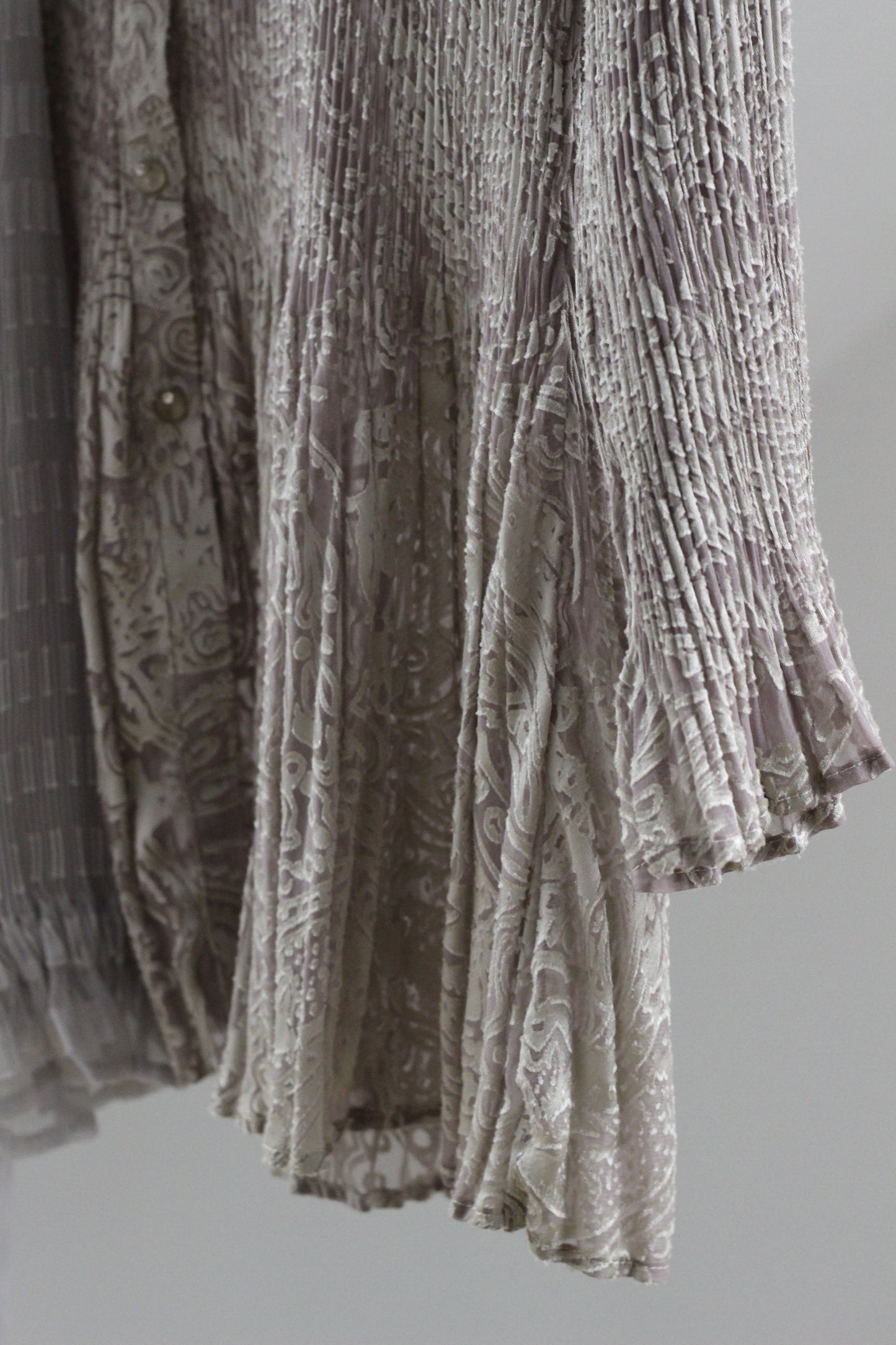 Vintage Pleats Jacquard Long Sleeve Blouse x2点