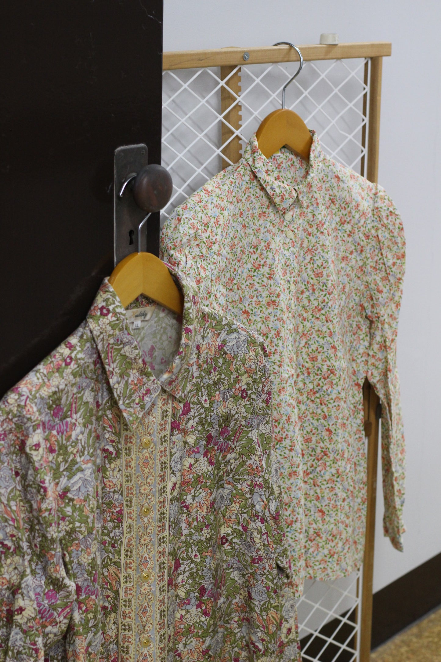 Vintage Floral Design Long Sleeve Blouse x2点