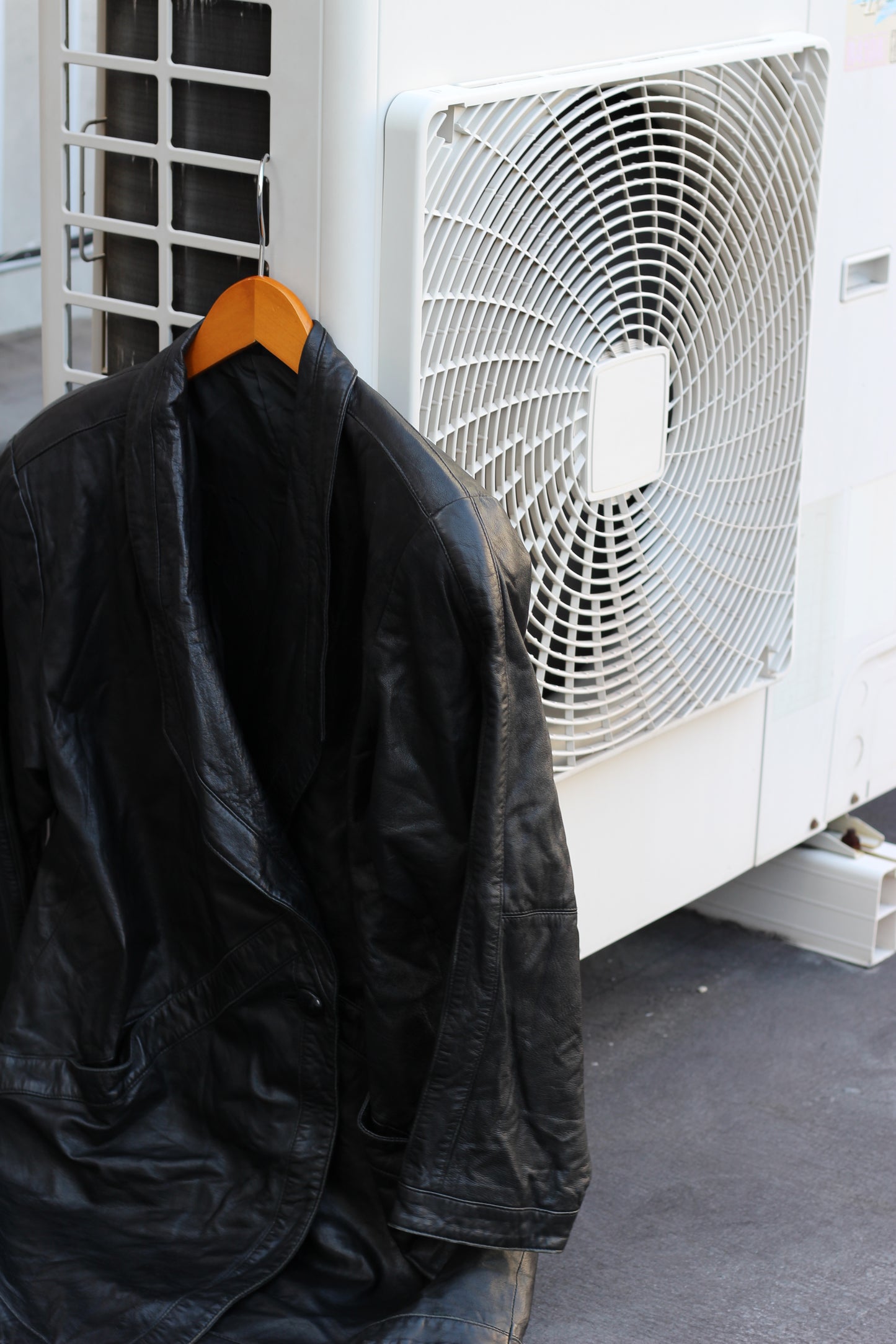 Women's Vintage Black Leather Jacket x6点