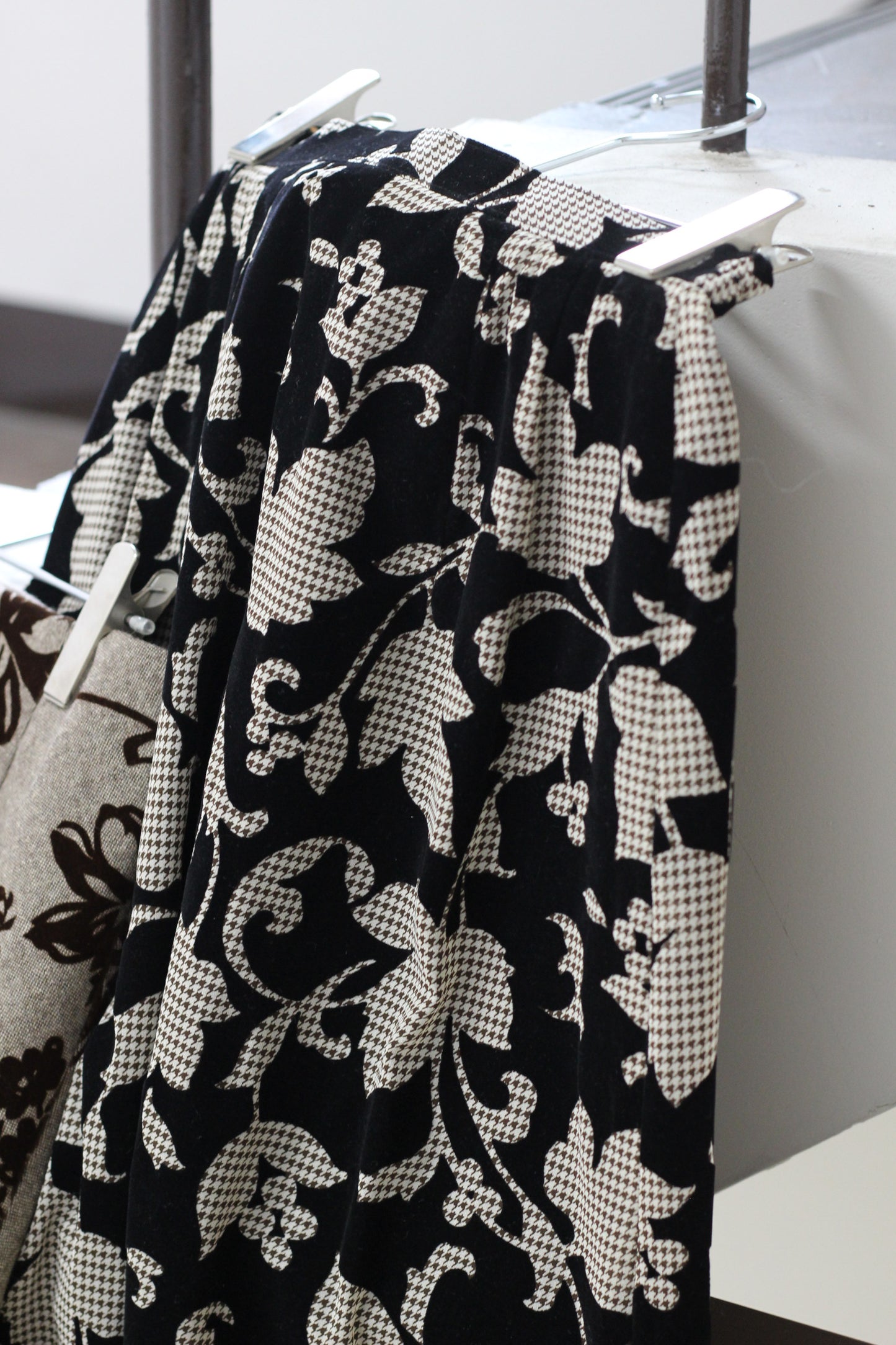 Vintage Flocky Flower Skirt x2点
