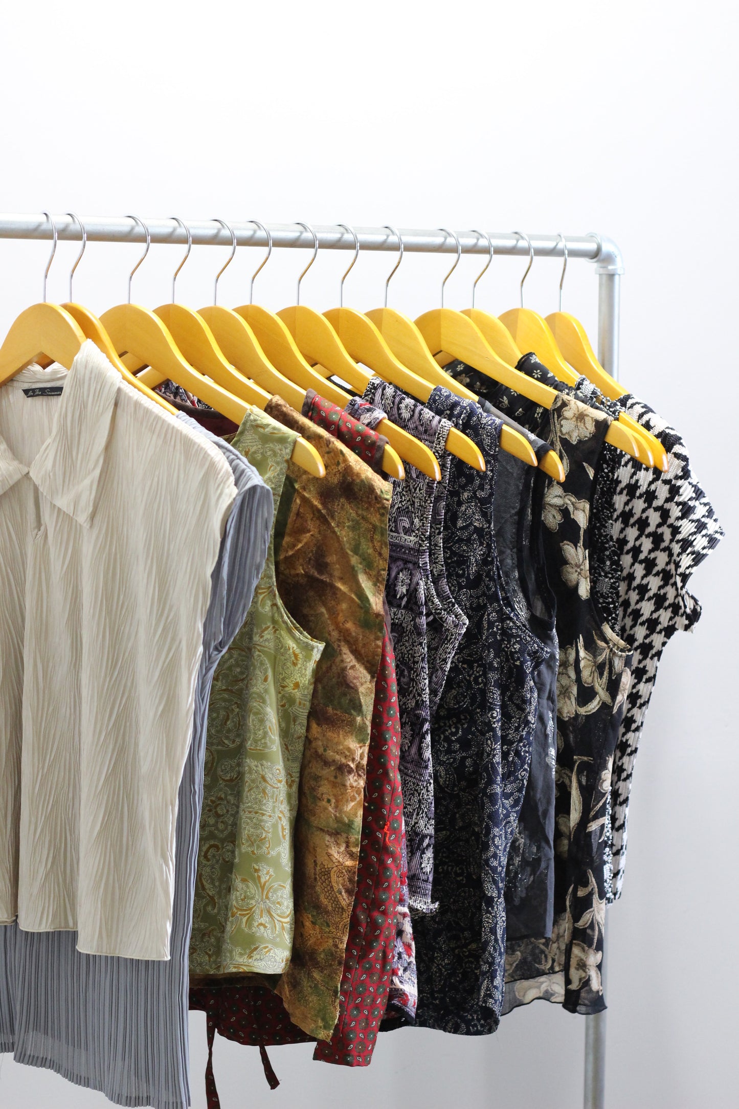 Vintage Women's S/S Tops x241点