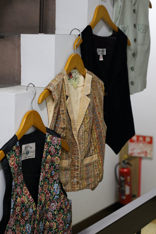Vintage ladies design vest x4点