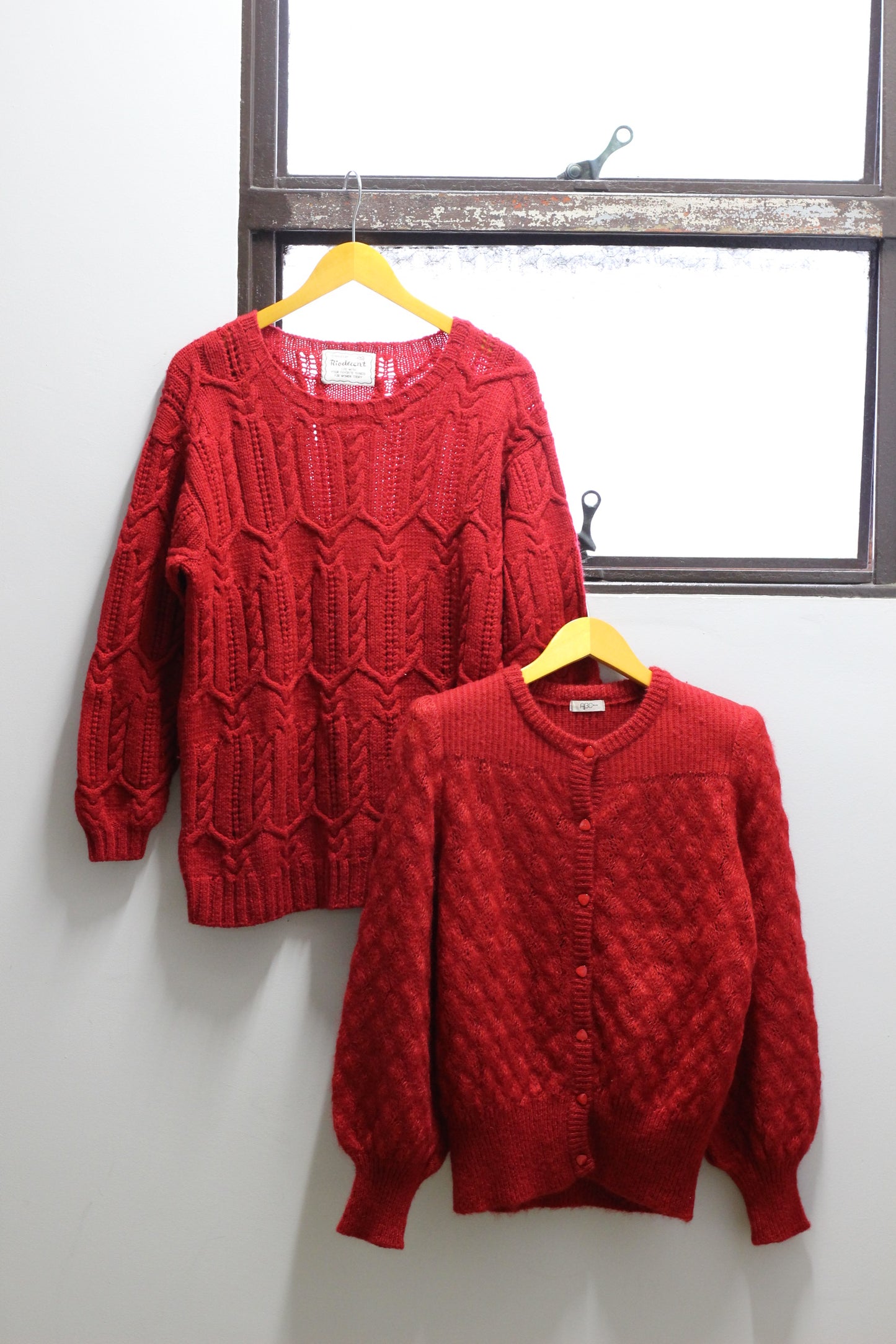 Vintage Red Knit & Cardigan x2点