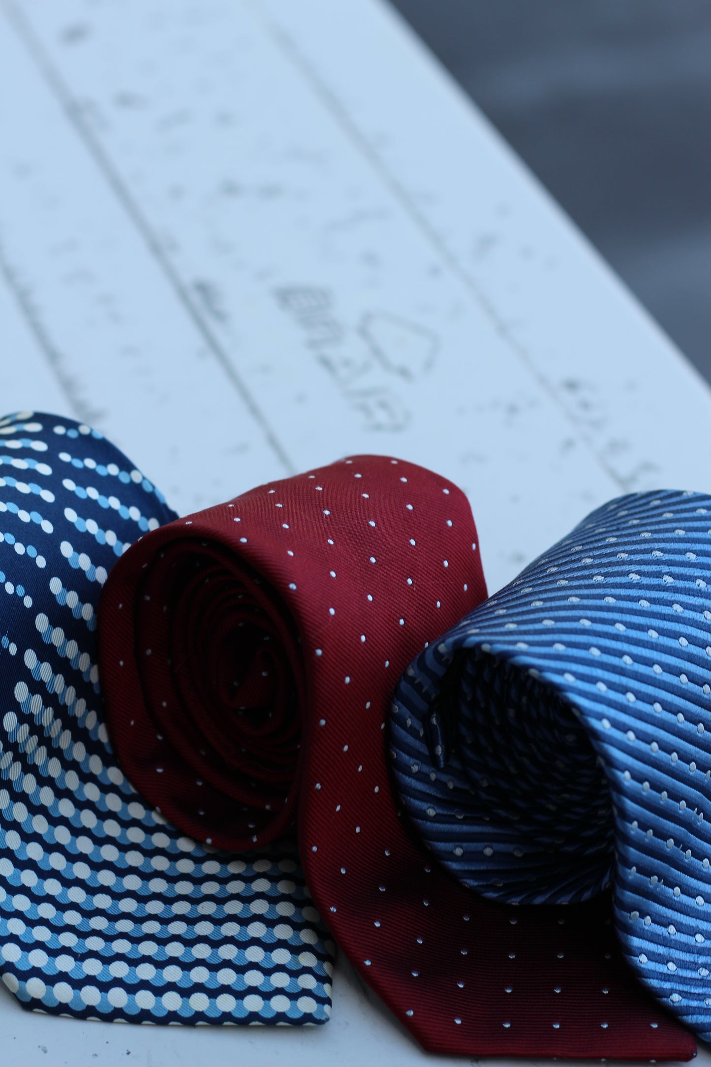 Brand & Design Tie Bulk x105点