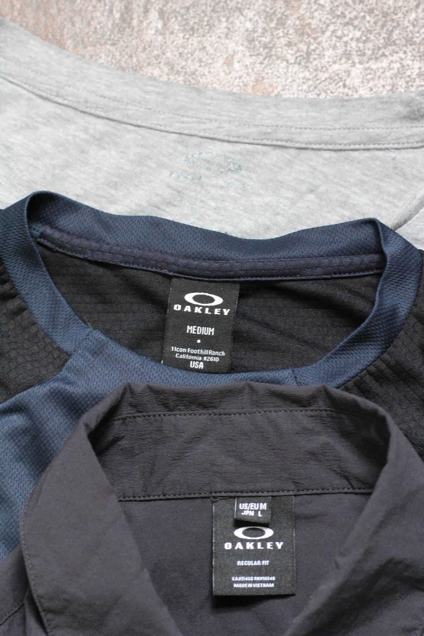 00's Old Oakley Y2K Style Short Sleeve T-Shirt & Tech Shirt x3点