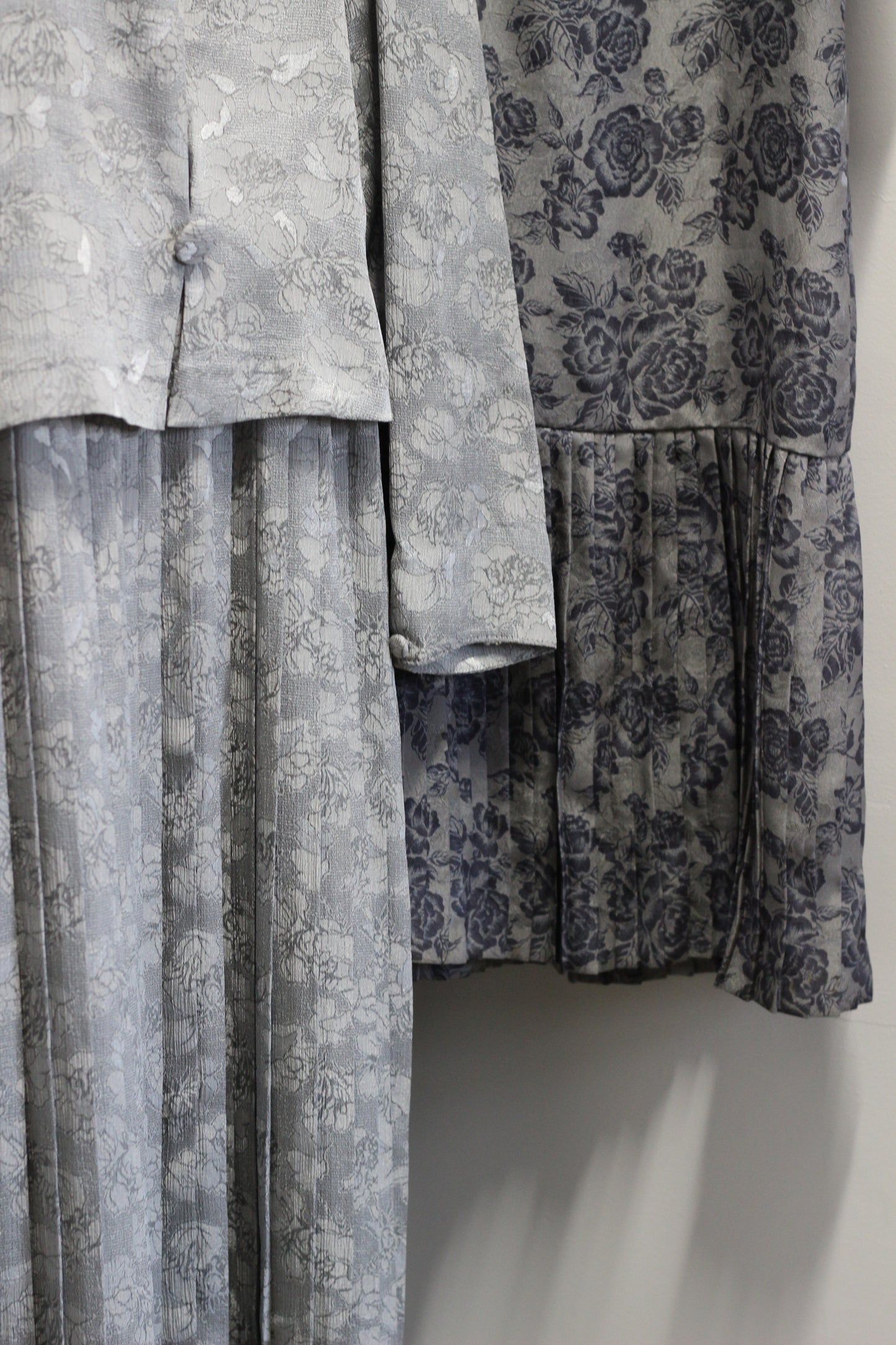 Vintage Grey Floral Long Sleeve One-Piece x5点