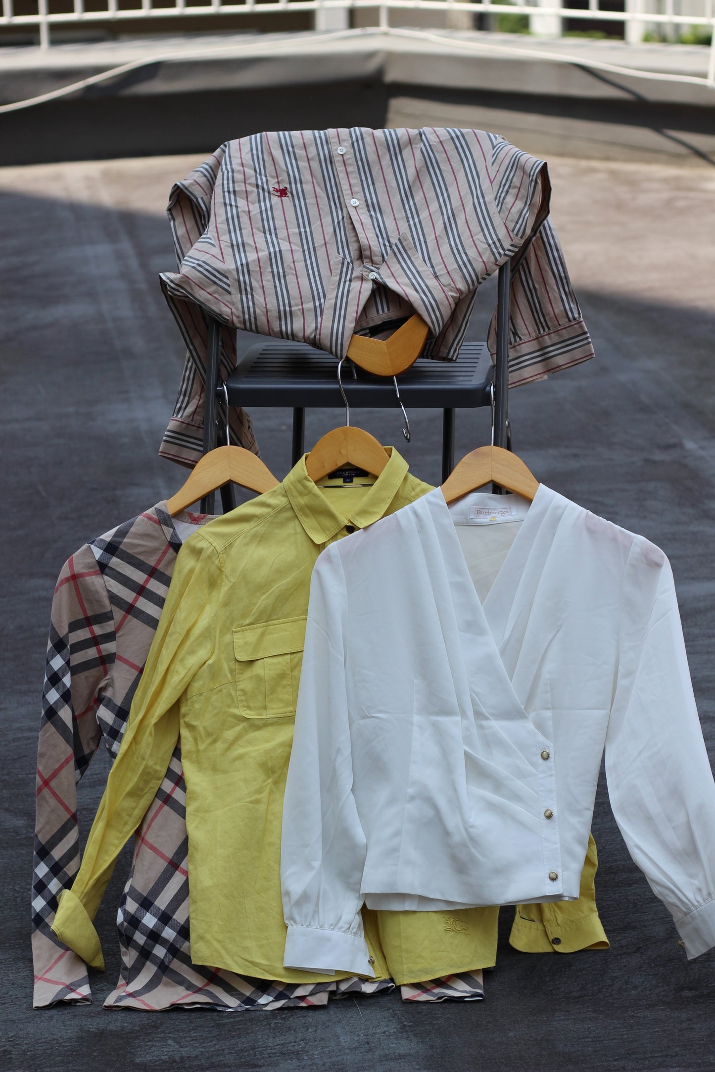 Ladies Burberry Shirts x4点