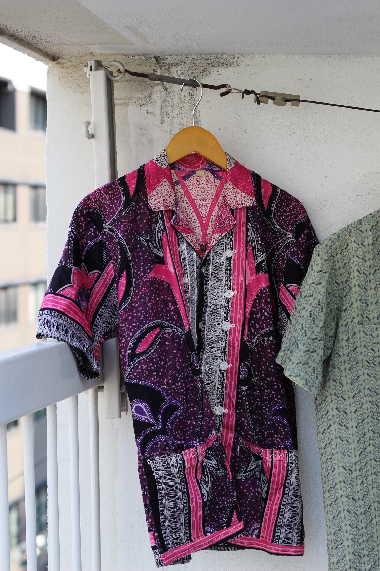 Men's Embroidery Design Open Collar Short Sleeve Shirt x5点