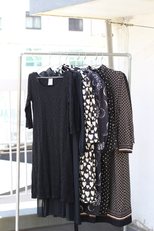 Vintage Black Design Long Sleeve One-Piece x10点