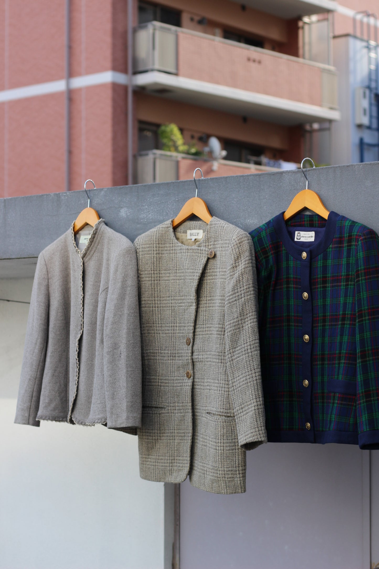 Ladies luxury brand jacket x9点