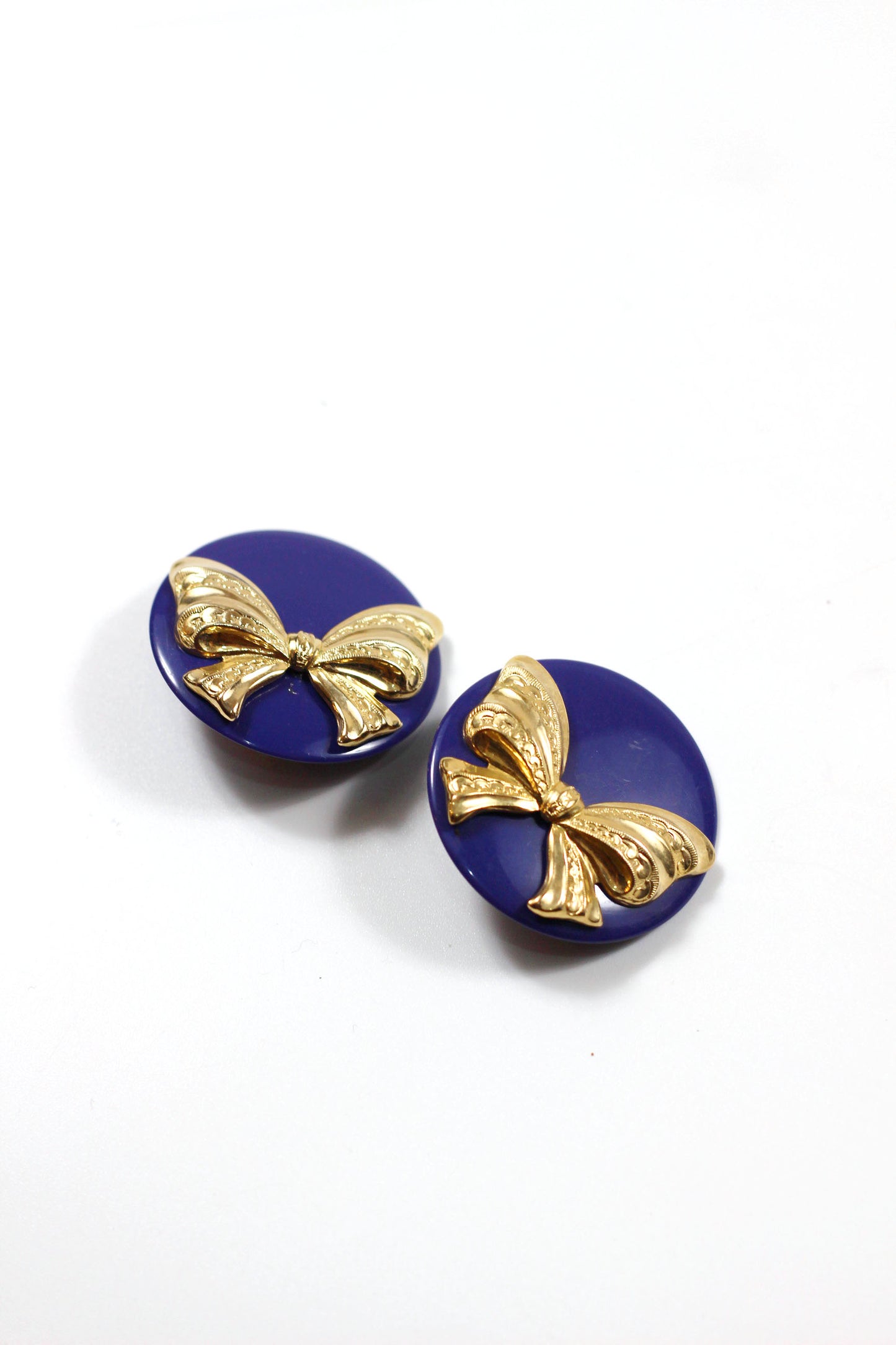 Vintage ribbon designed earring 海の旋律