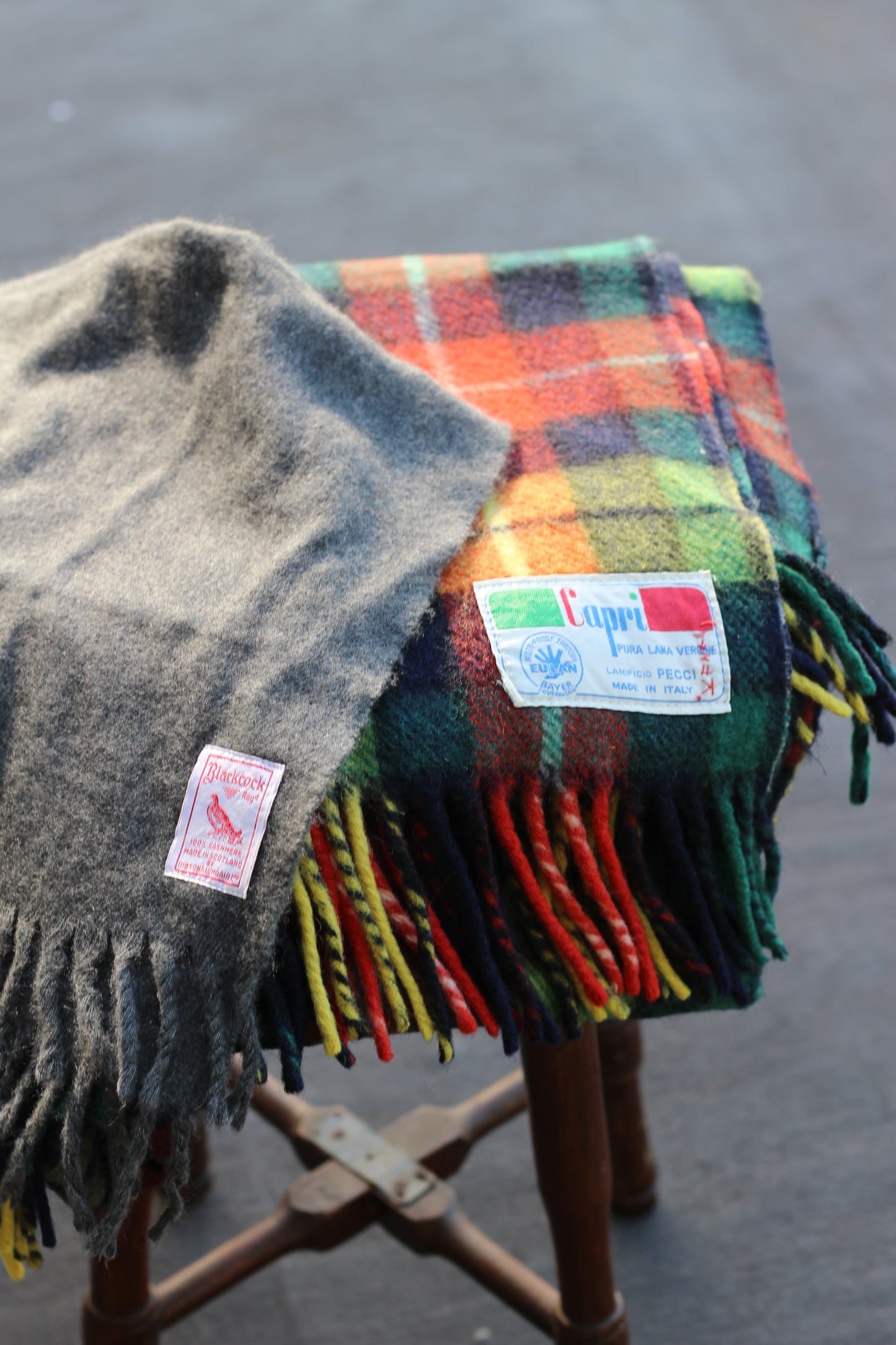 Made In Scotland 100% Cashmere muffler & Made In Italy Check muffler x2点